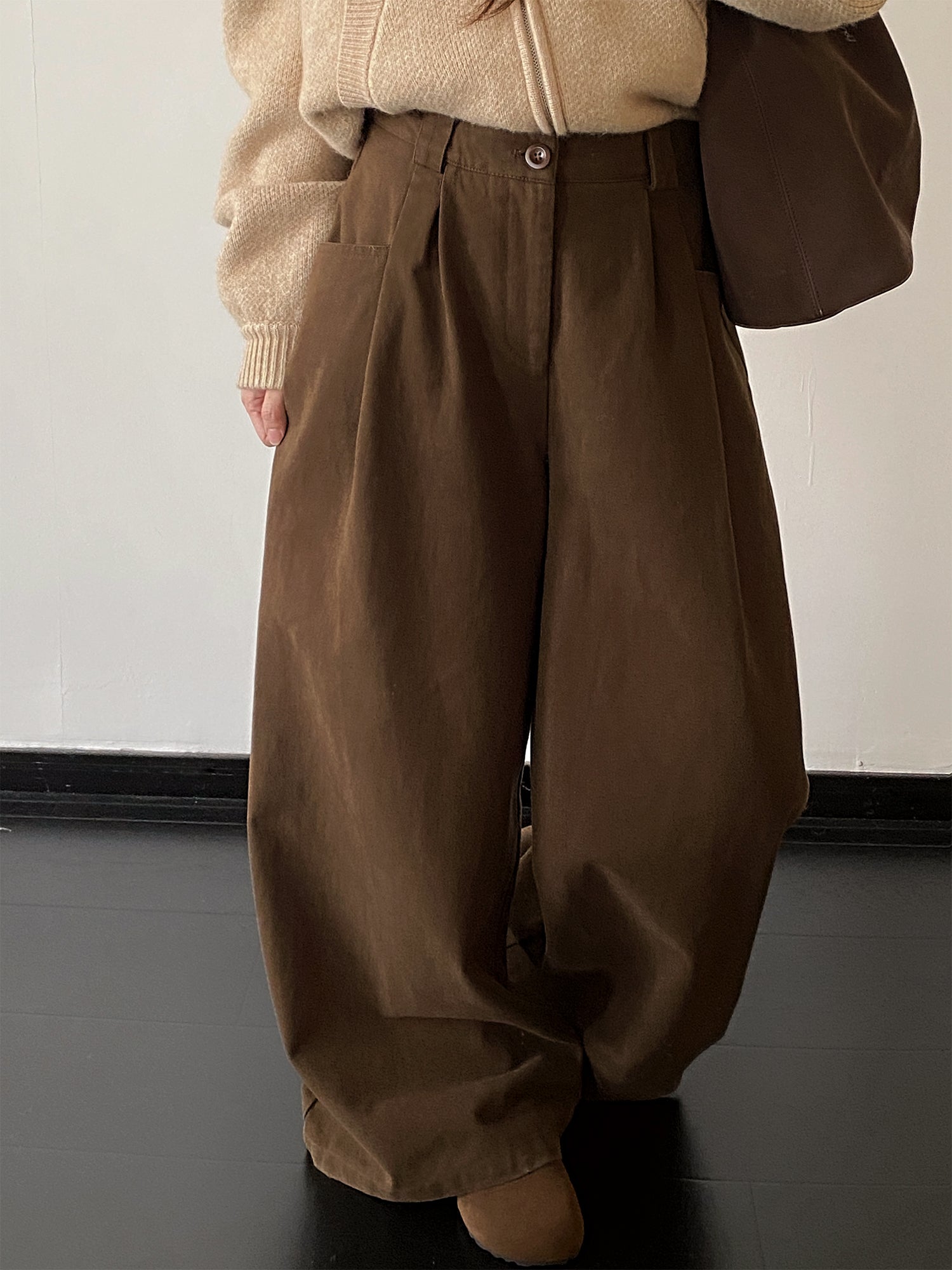 ワイドレッグカーブパンツ    N857