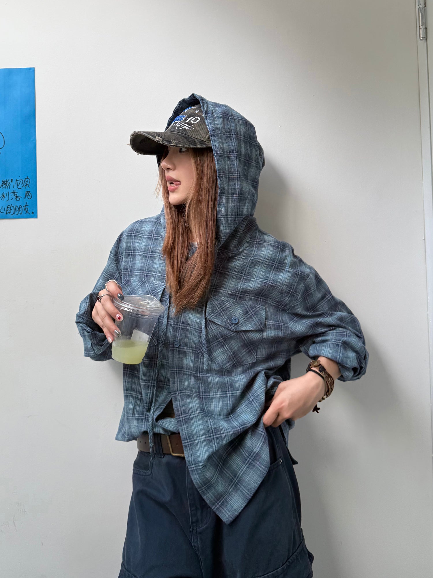 チェック柄フード付き長袖シャツ N543