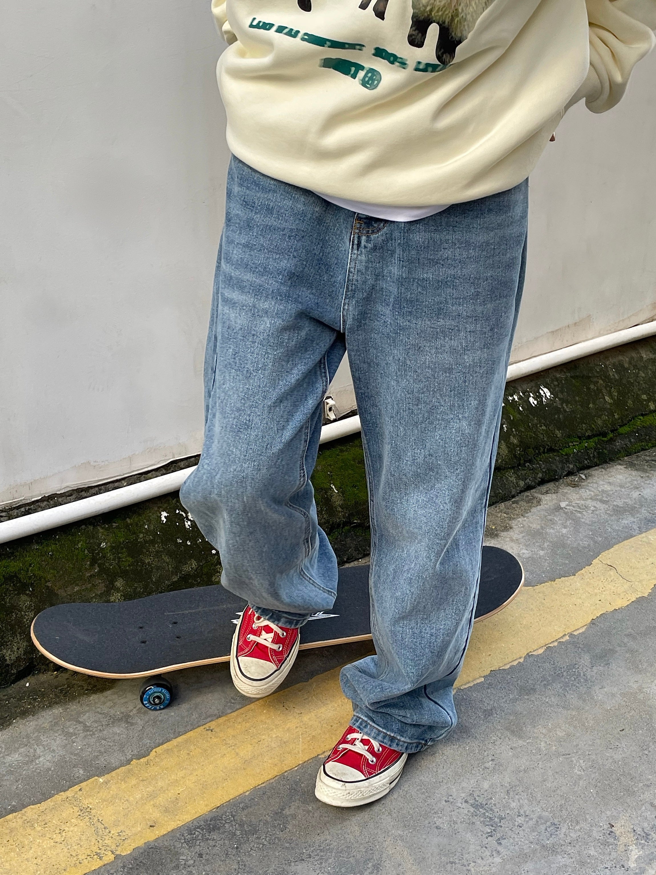 ストレートレッグウォッシュジーンズ N168