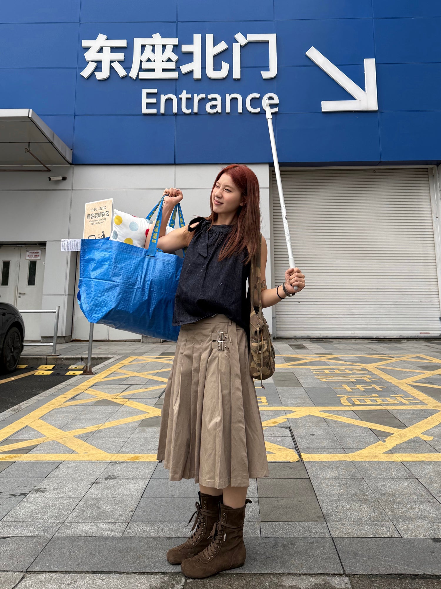 ノースリーブレースアップシャツ N505