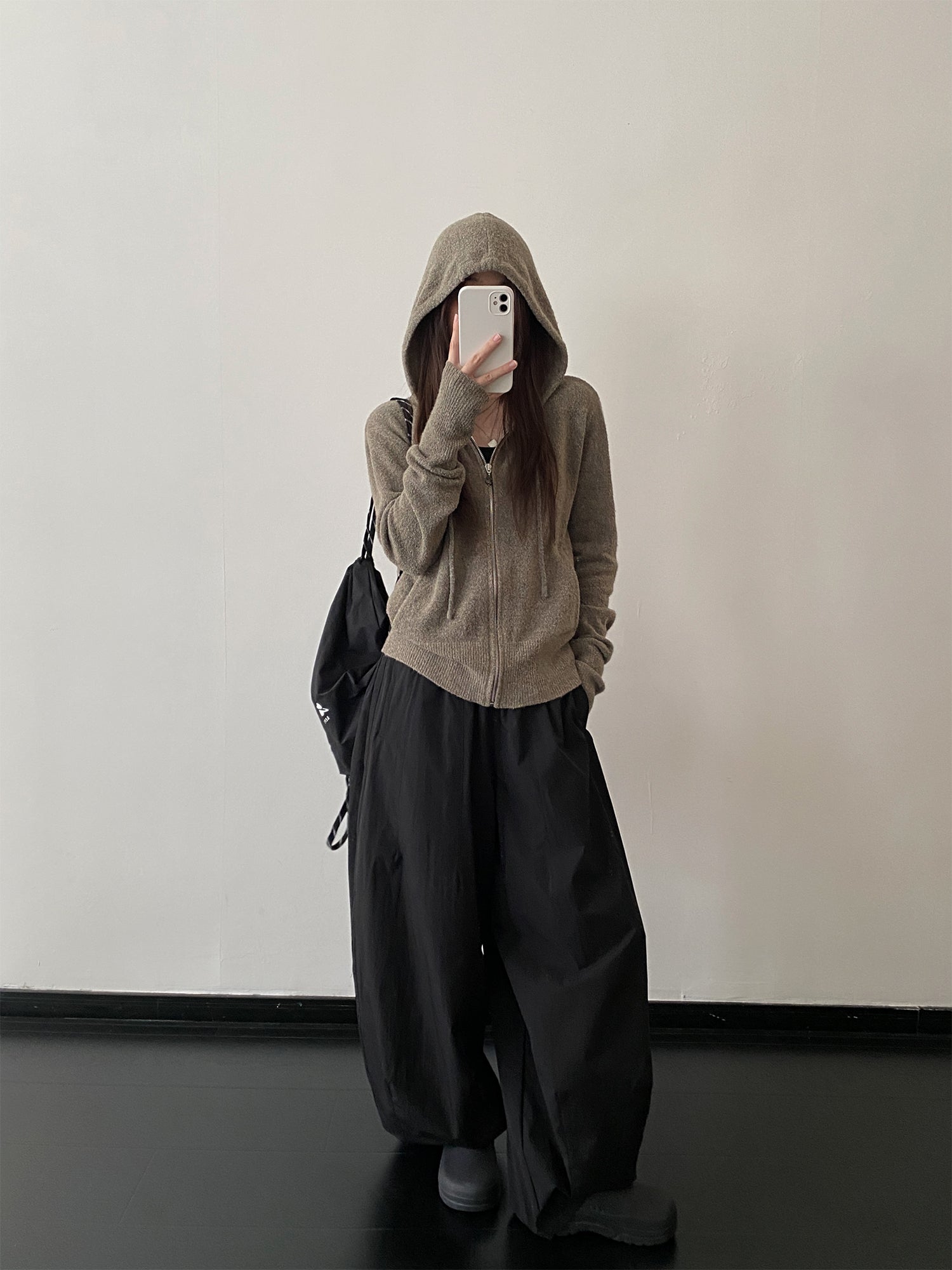 ジッパーニットフーディー N610