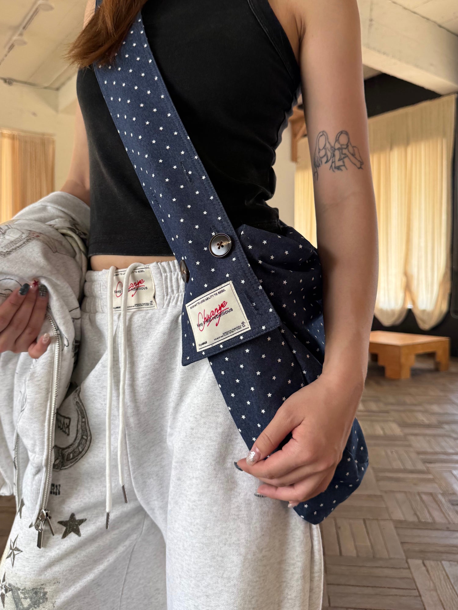 スターショルダーバッグ N637