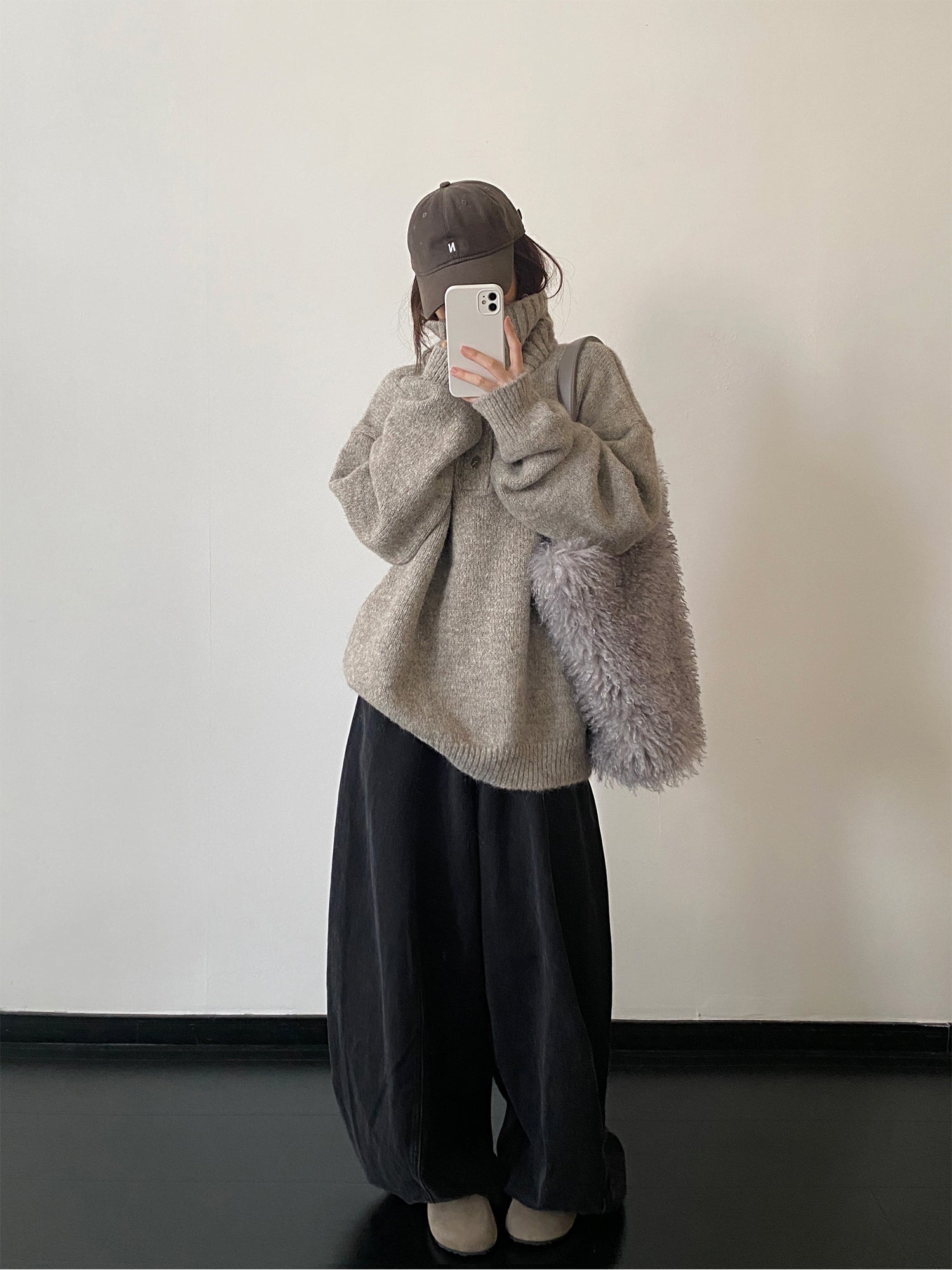 ハイネックニットセーター N873