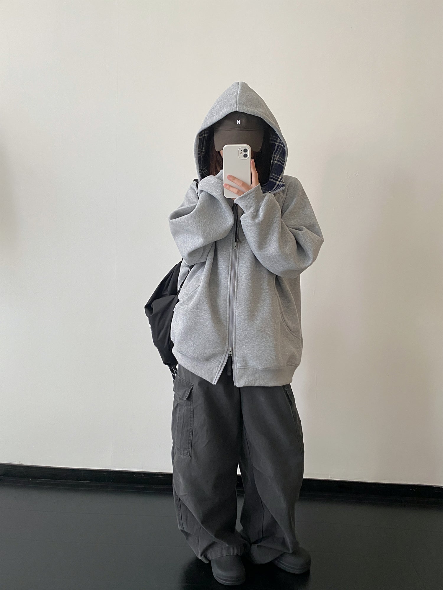 チェック柄長袖パーカー N574