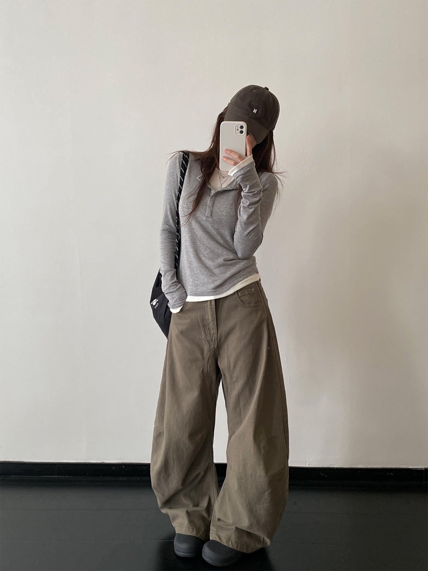 ヘンリーネック長袖トップス N582