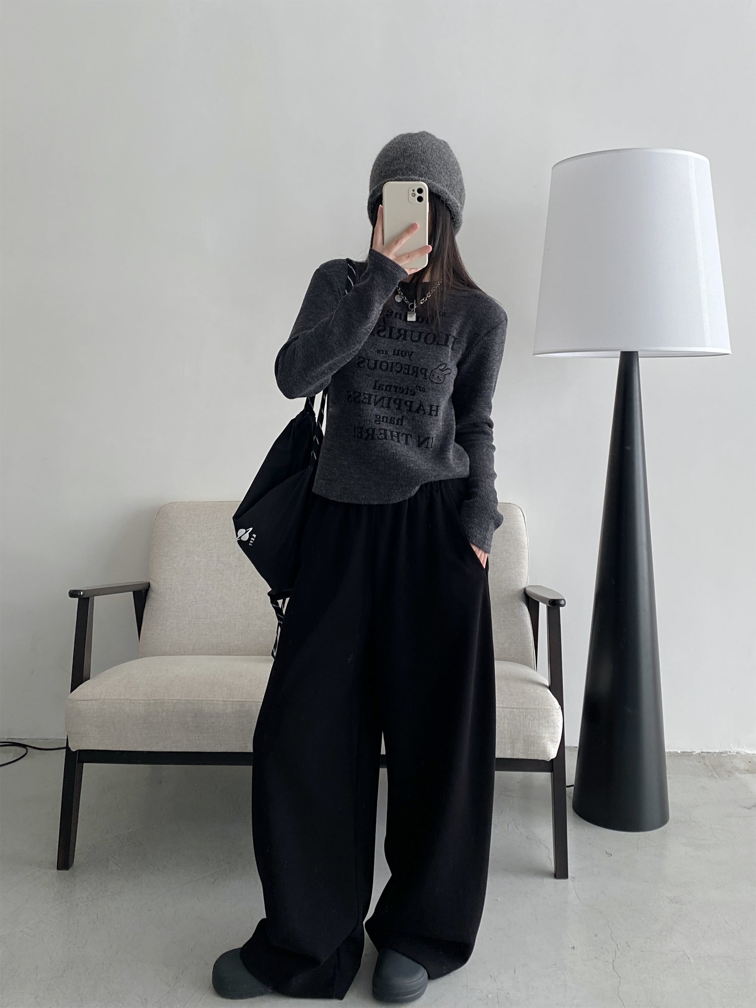 ラウンドネック長袖ニットセーター N627