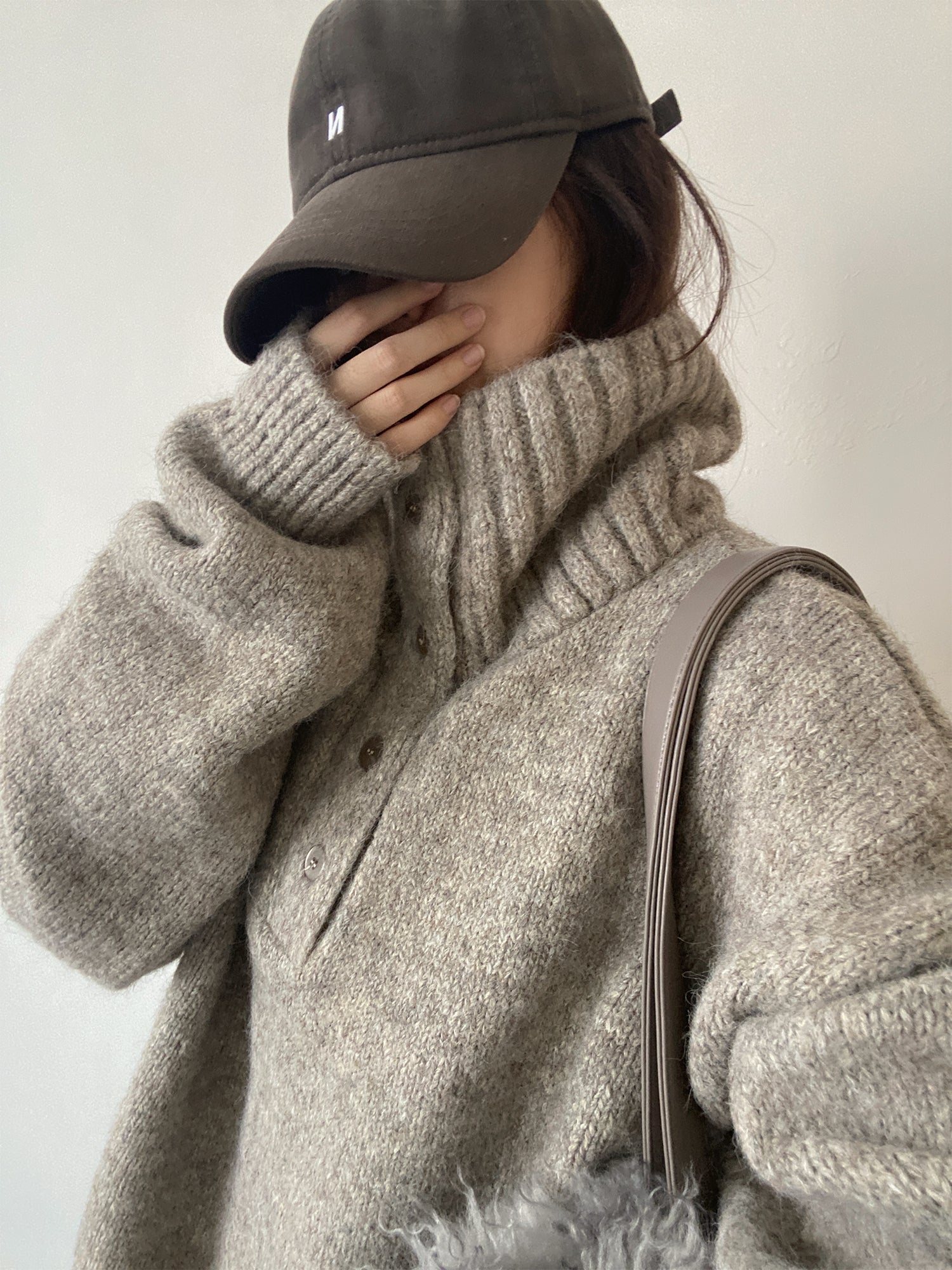 ハイネックニットセーター N873