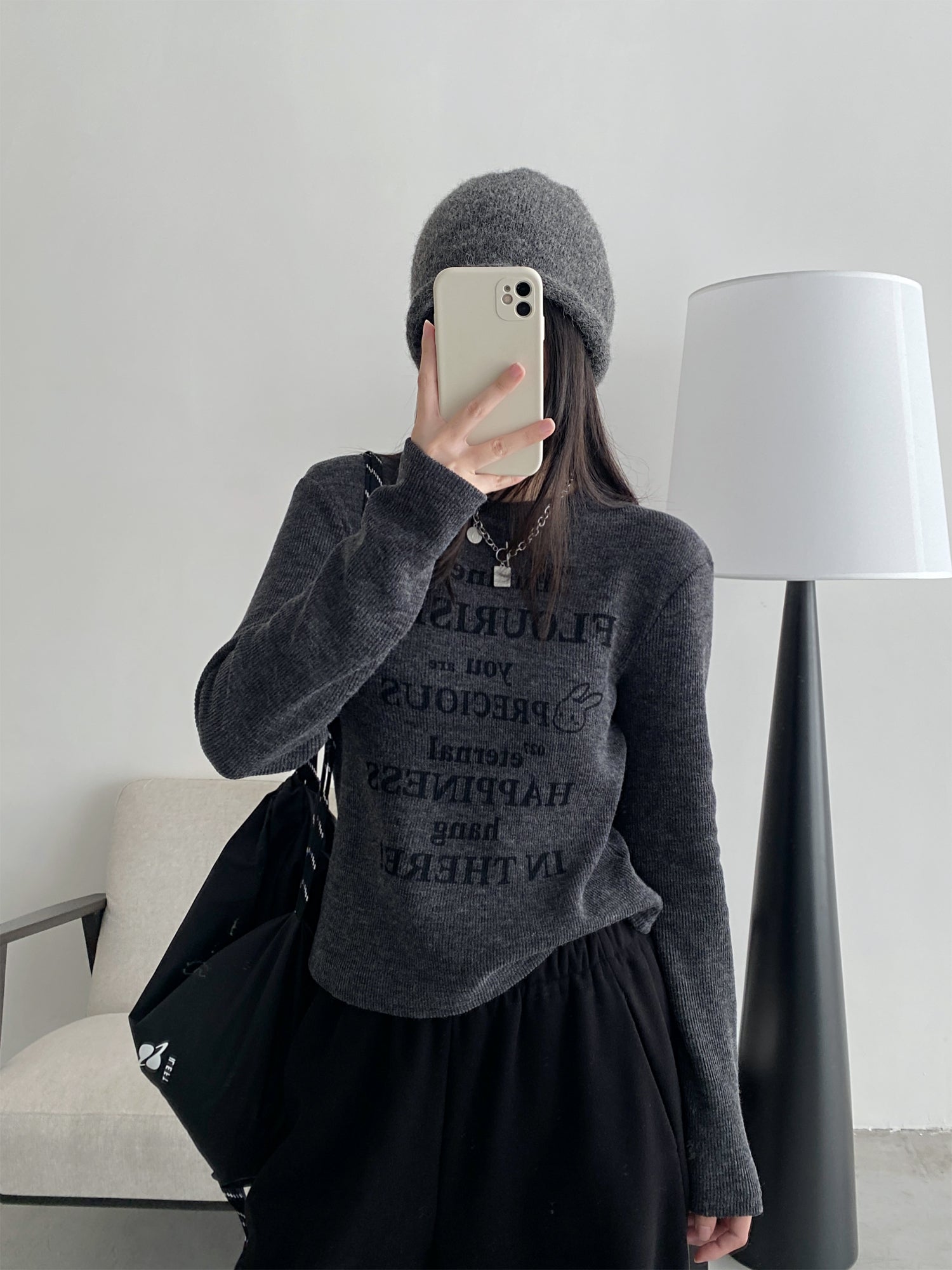 ラウンドネック長袖ニットセーター N627