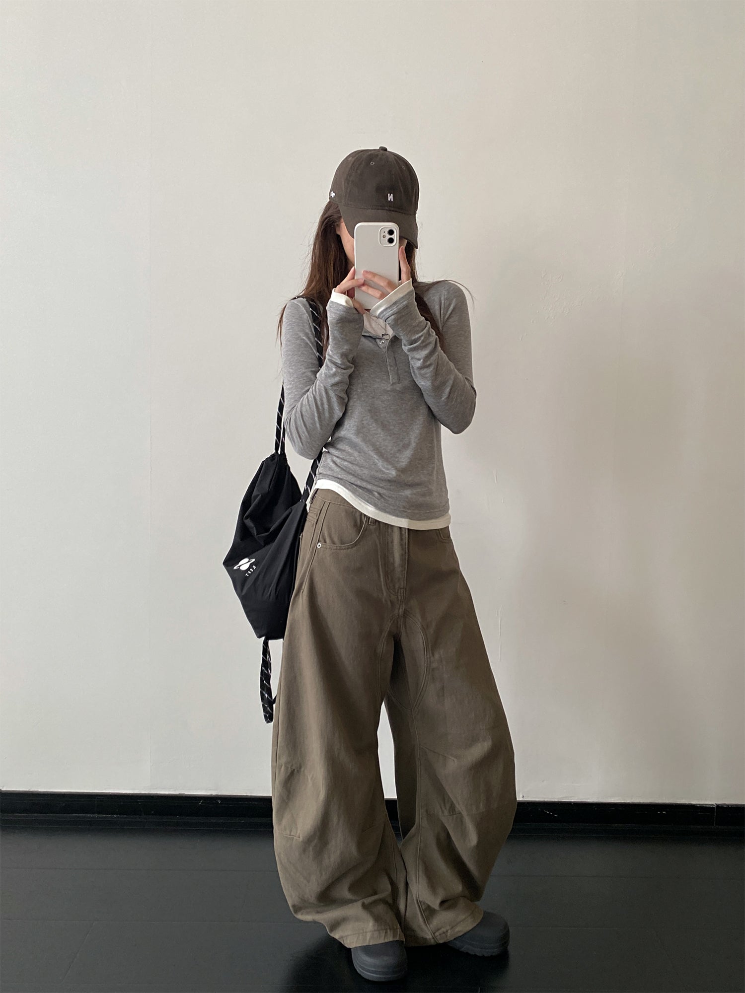 ヘンリーネック長袖トップス N582