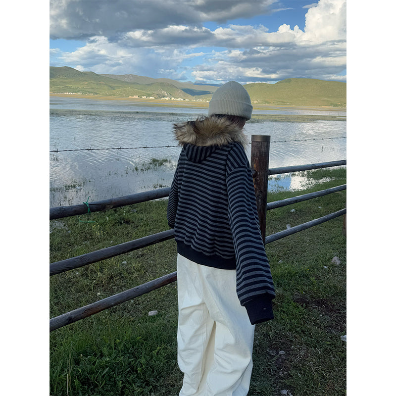 ファー付きボーダーパーカー N547