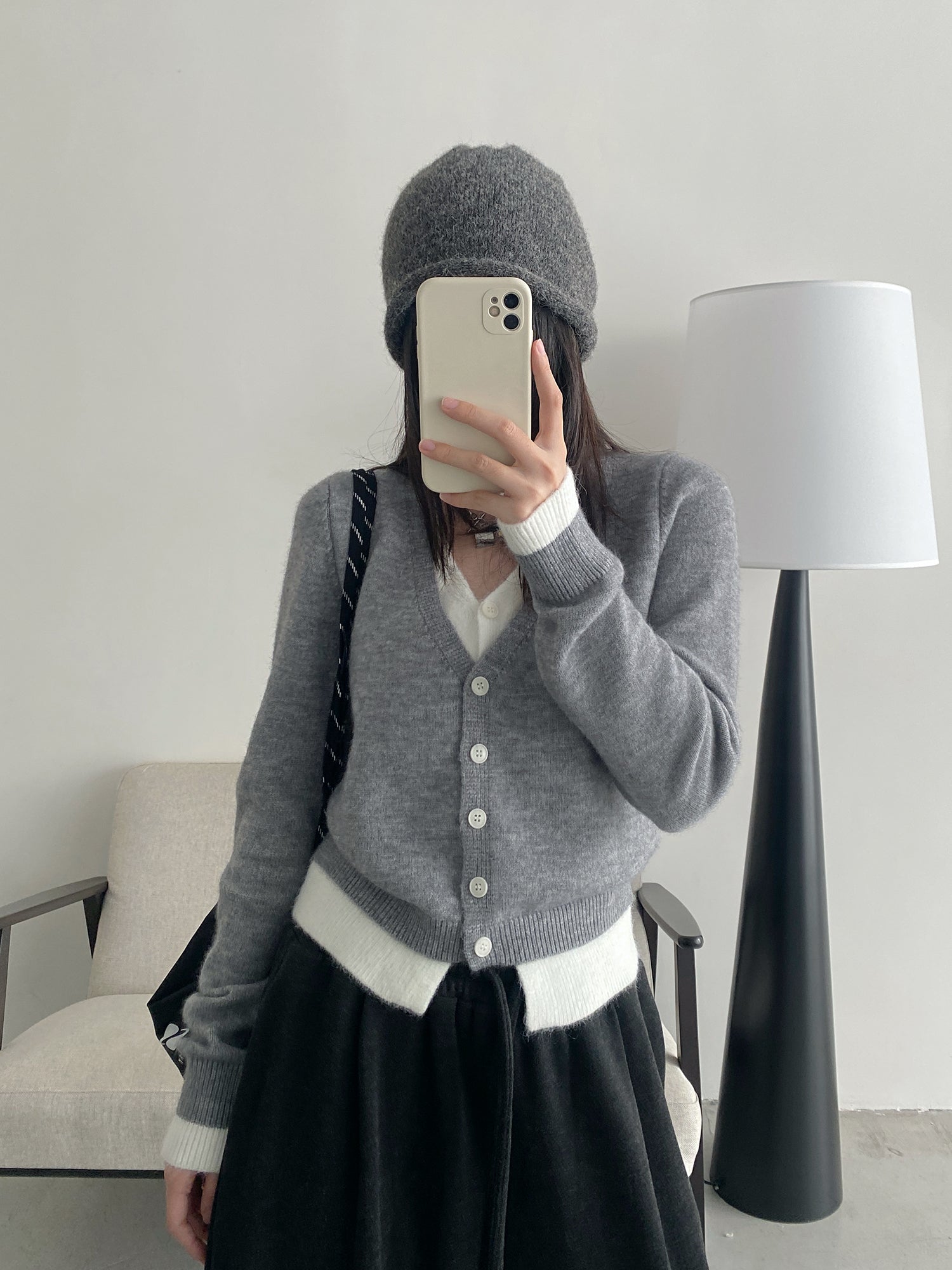 フェイクツーピースニットカーディガン N630