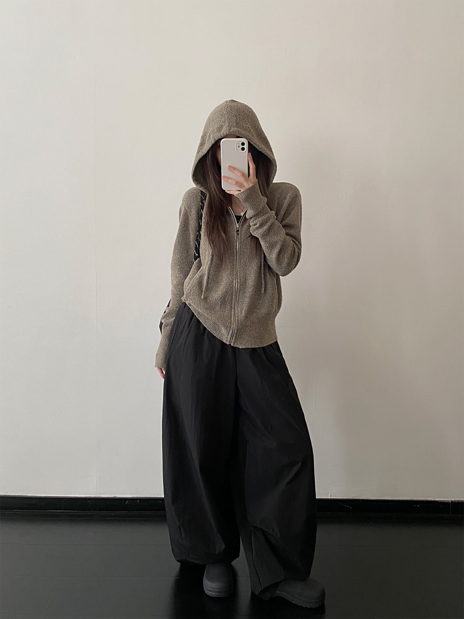 ジッパーニットフーディー N610