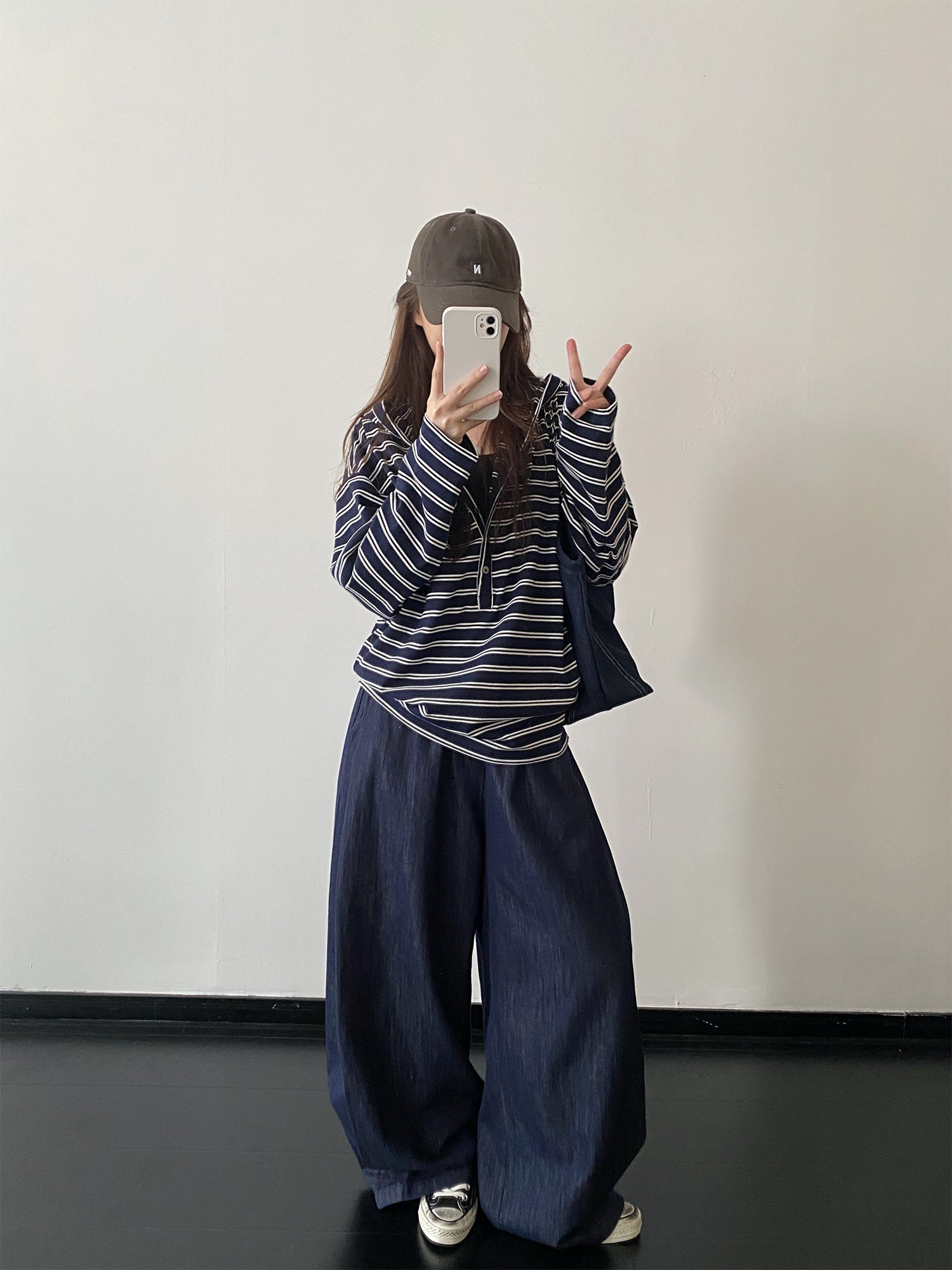 Vネックボーダーボタンパーカー N612