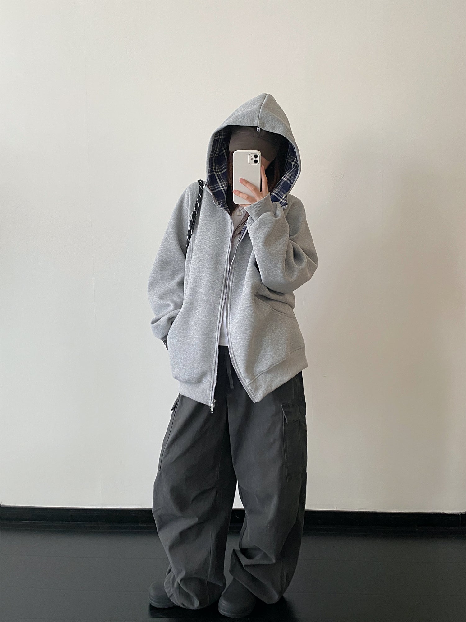 チェック柄長袖パーカー N574