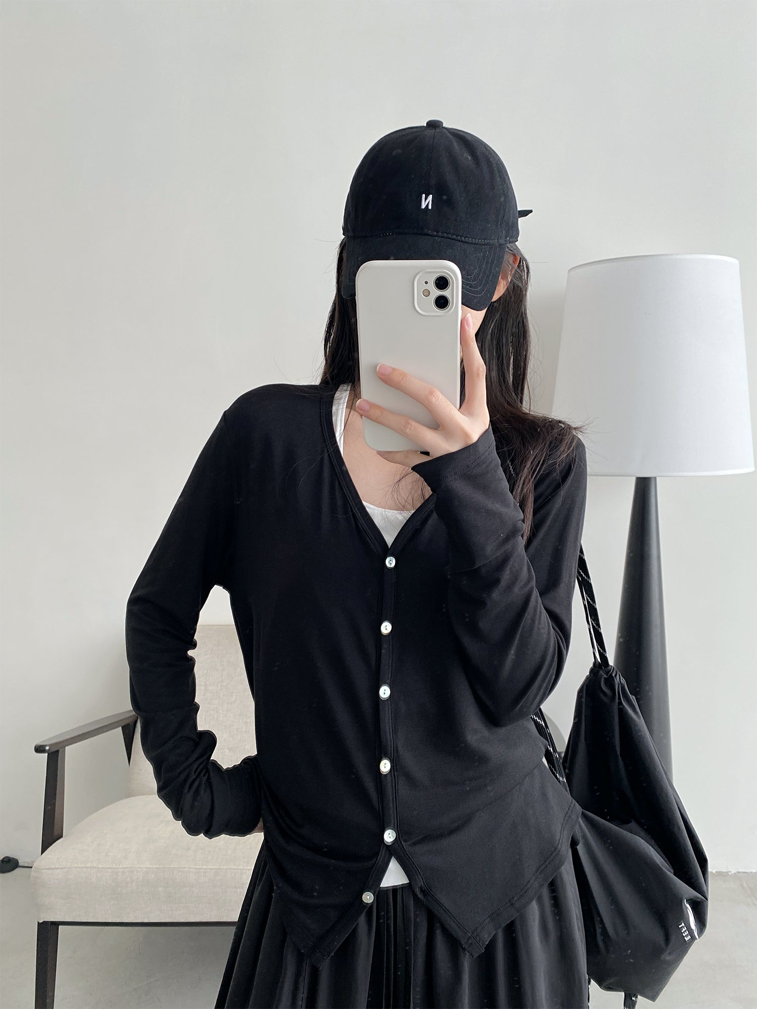 ラウンドネック薄手カーディガン N626