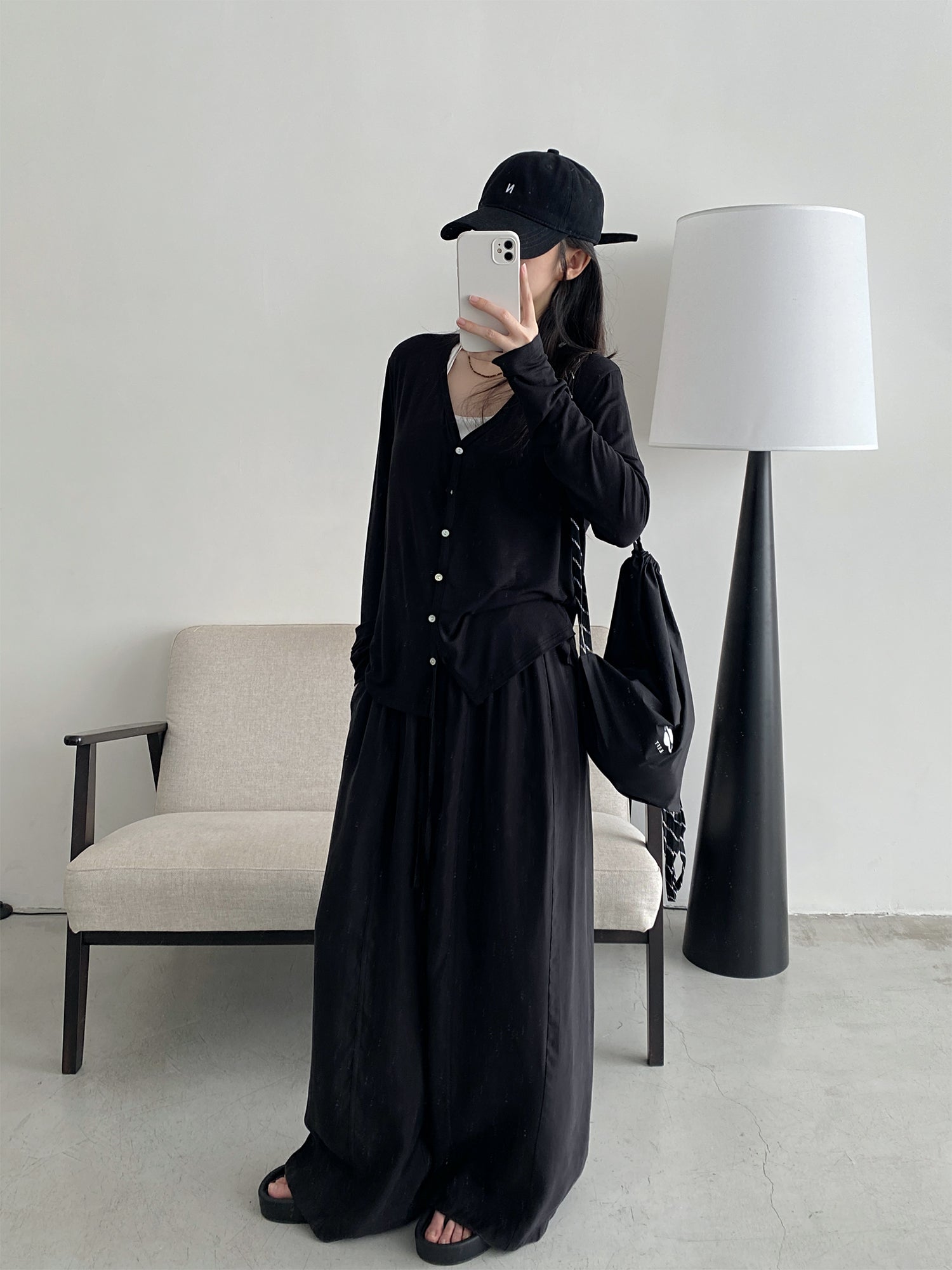 ラウンドネック薄手カーディガン N626