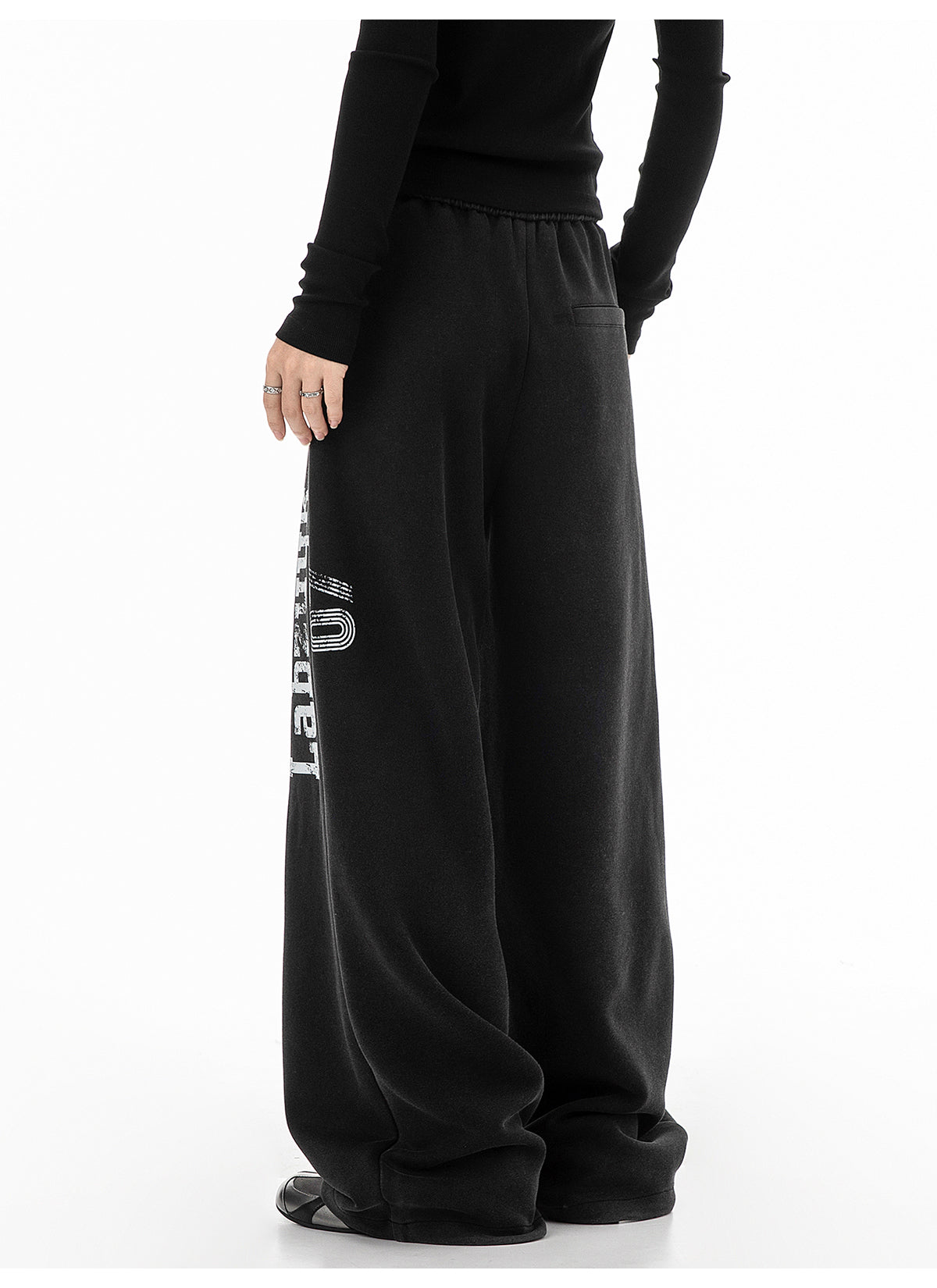 ルーズストレートスウェットパンツ N566