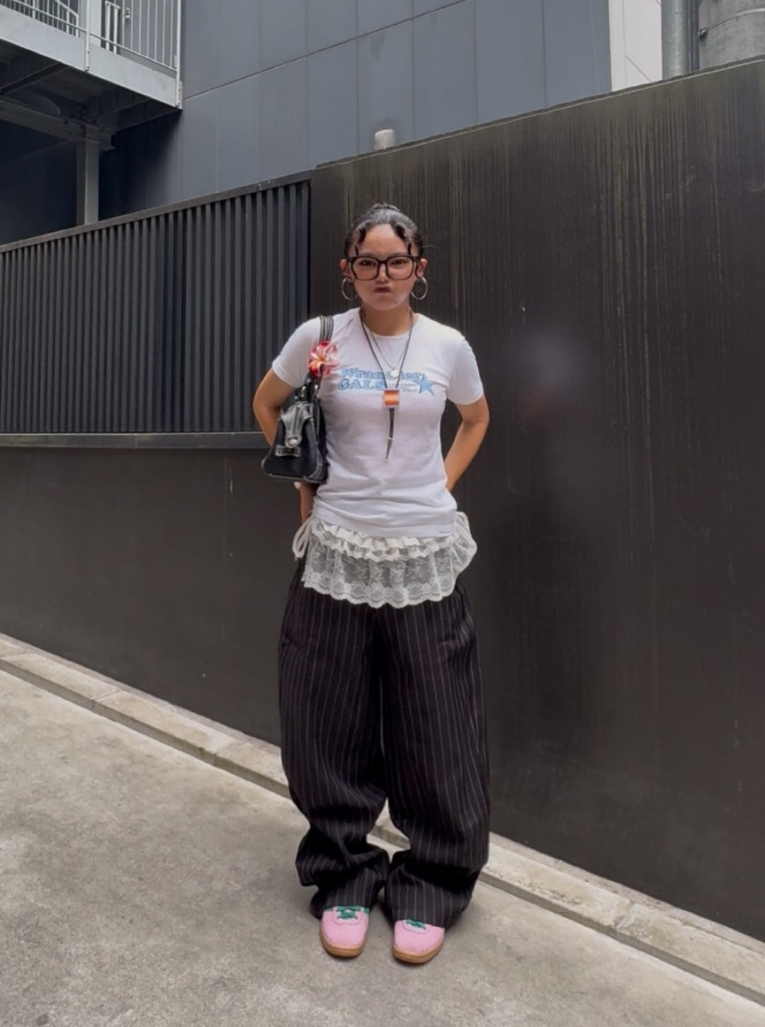 ピンストライプ・ワイドバギースラックス TR001