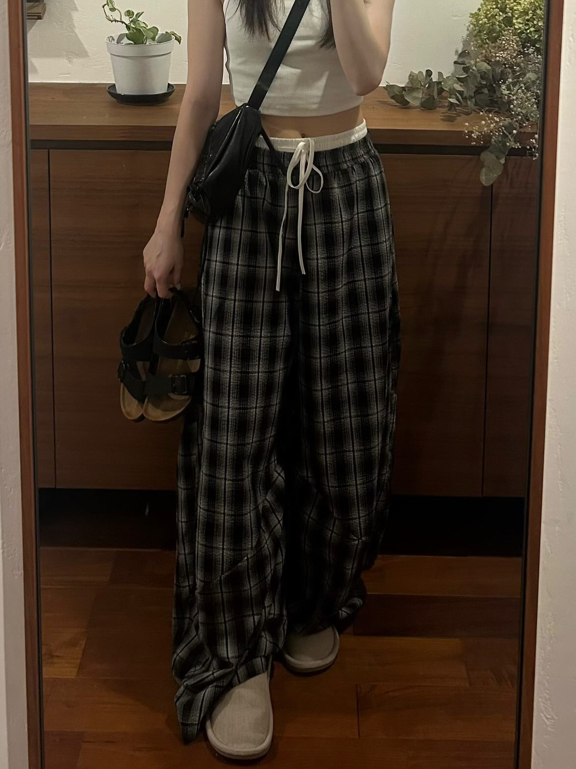 モノトーンチェック・ワイドパラシュートパンツ OT-004