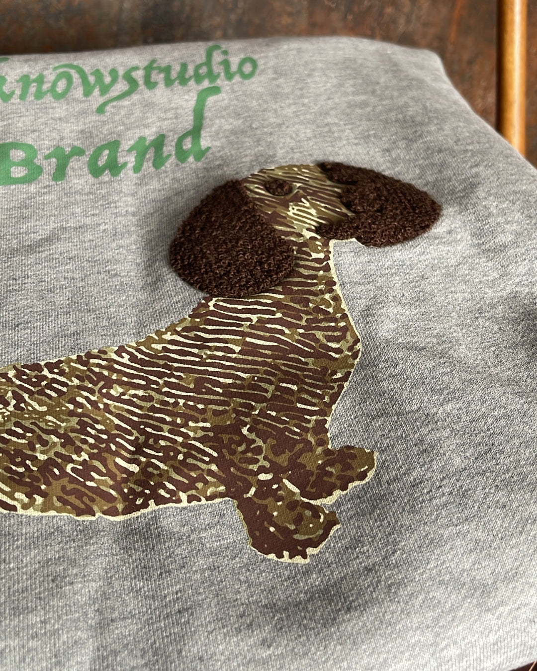 【NoKnow original】ダックスフンドプリントデザインショート丈スウェット