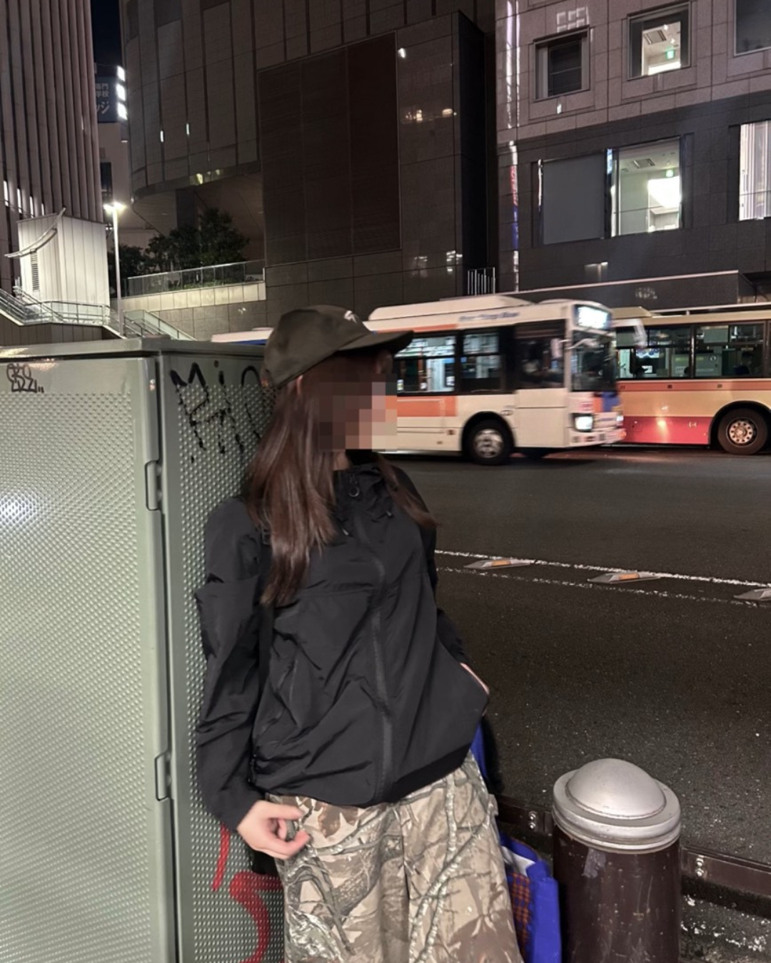 フード付きウィンドブレーカー LIL-001