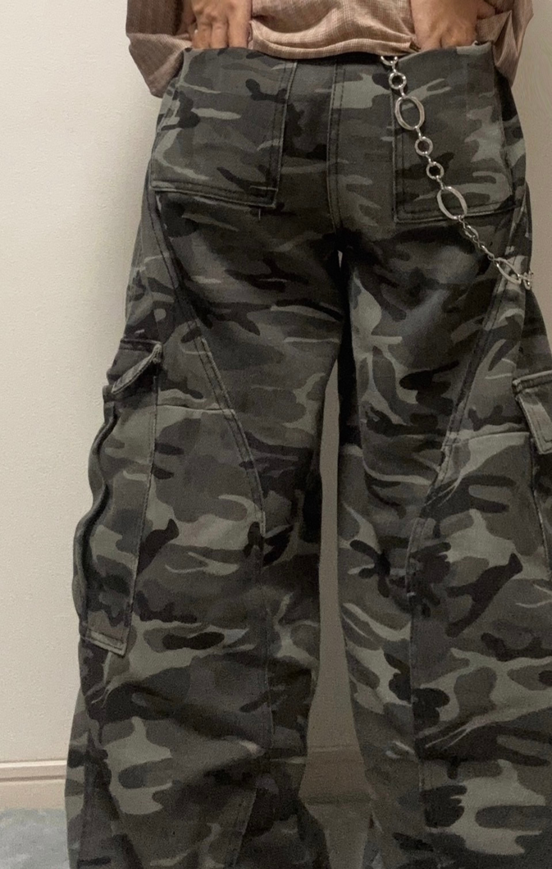 シーム入り迷彩ワイドカーゴパンツ EA001