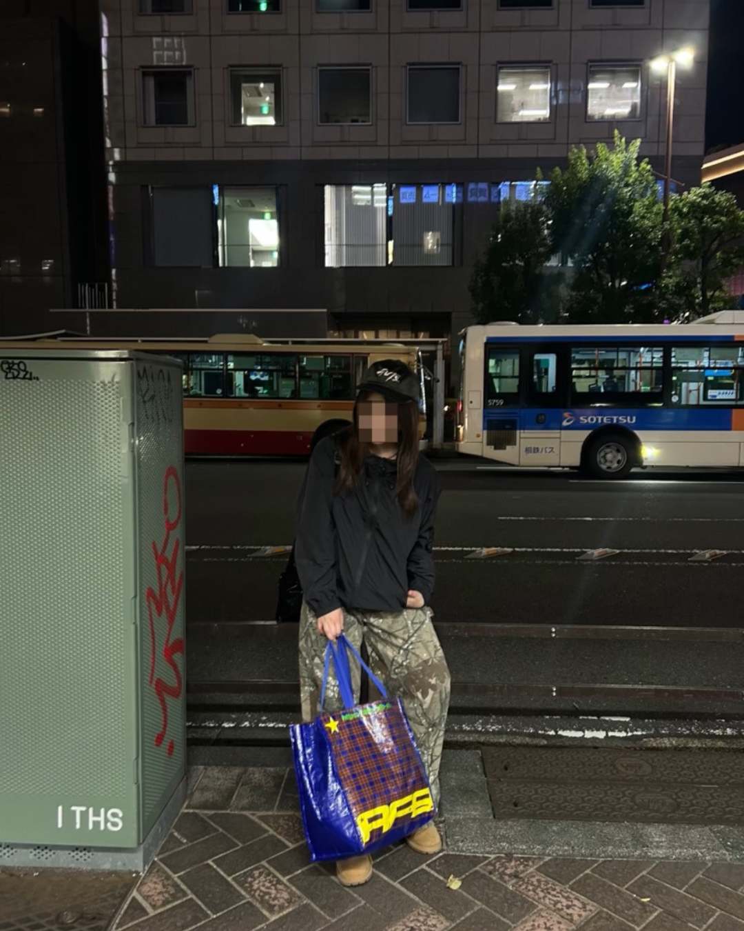 フード付きウィンドブレーカー LIL-001