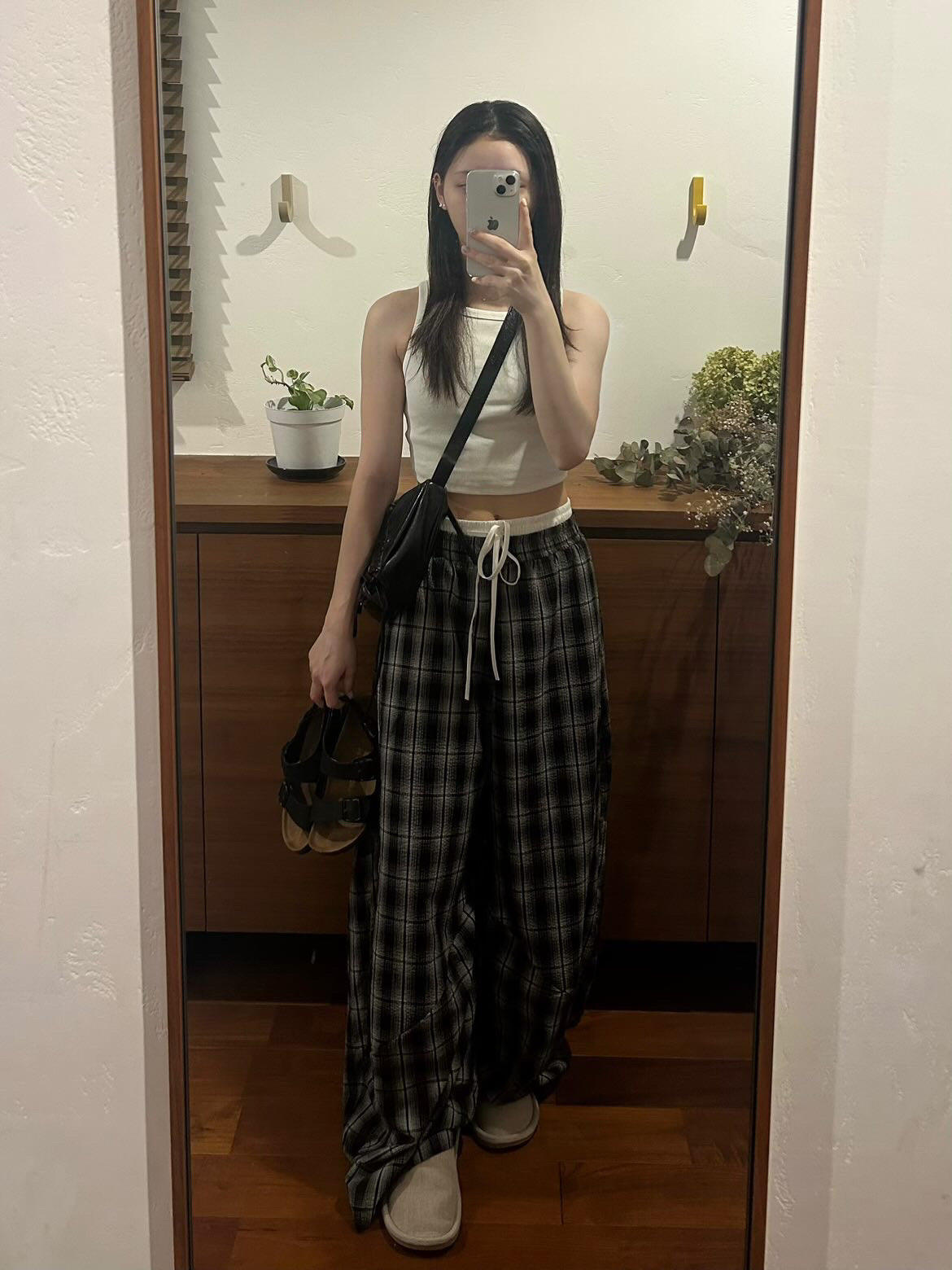 モノトーンチェック・ワイドパラシュートパンツ OT-004