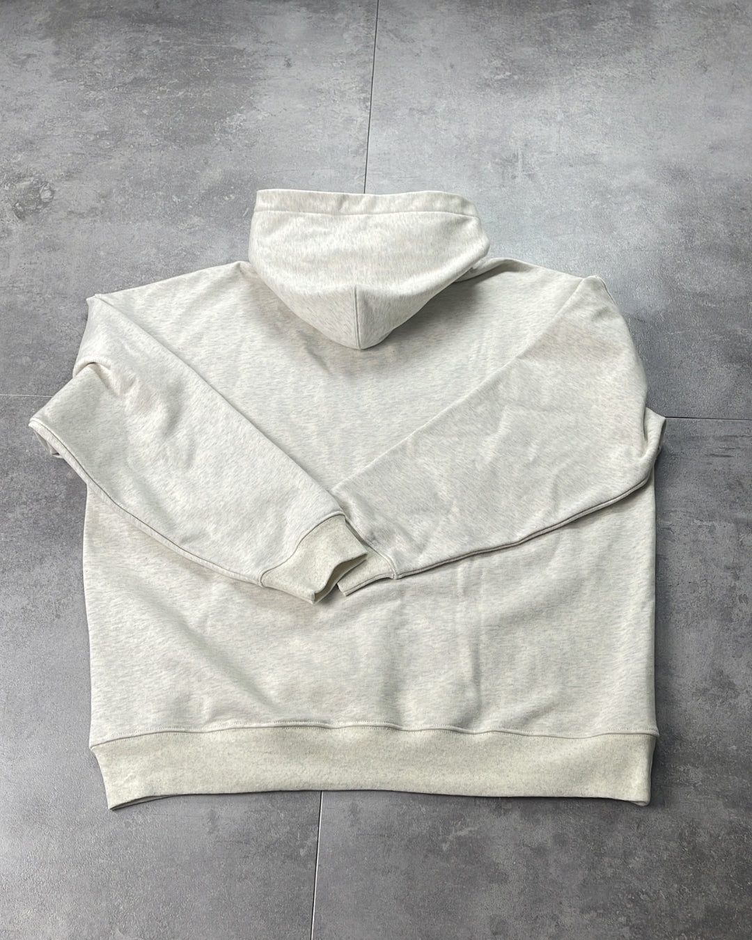 【NoKnow original】オリジナル刺繍入りフーディ