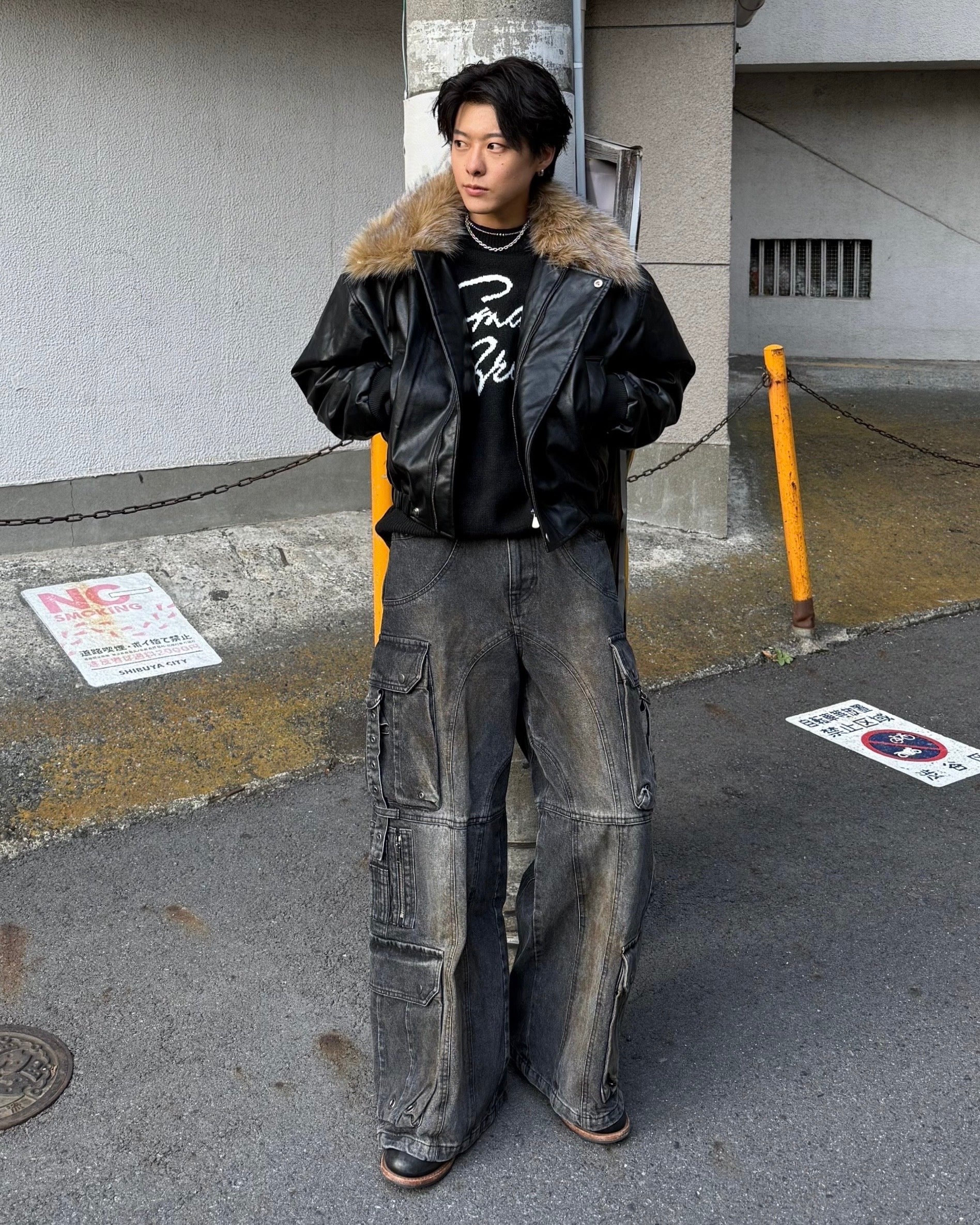 ゴシックレタリングルーズニット KO-007