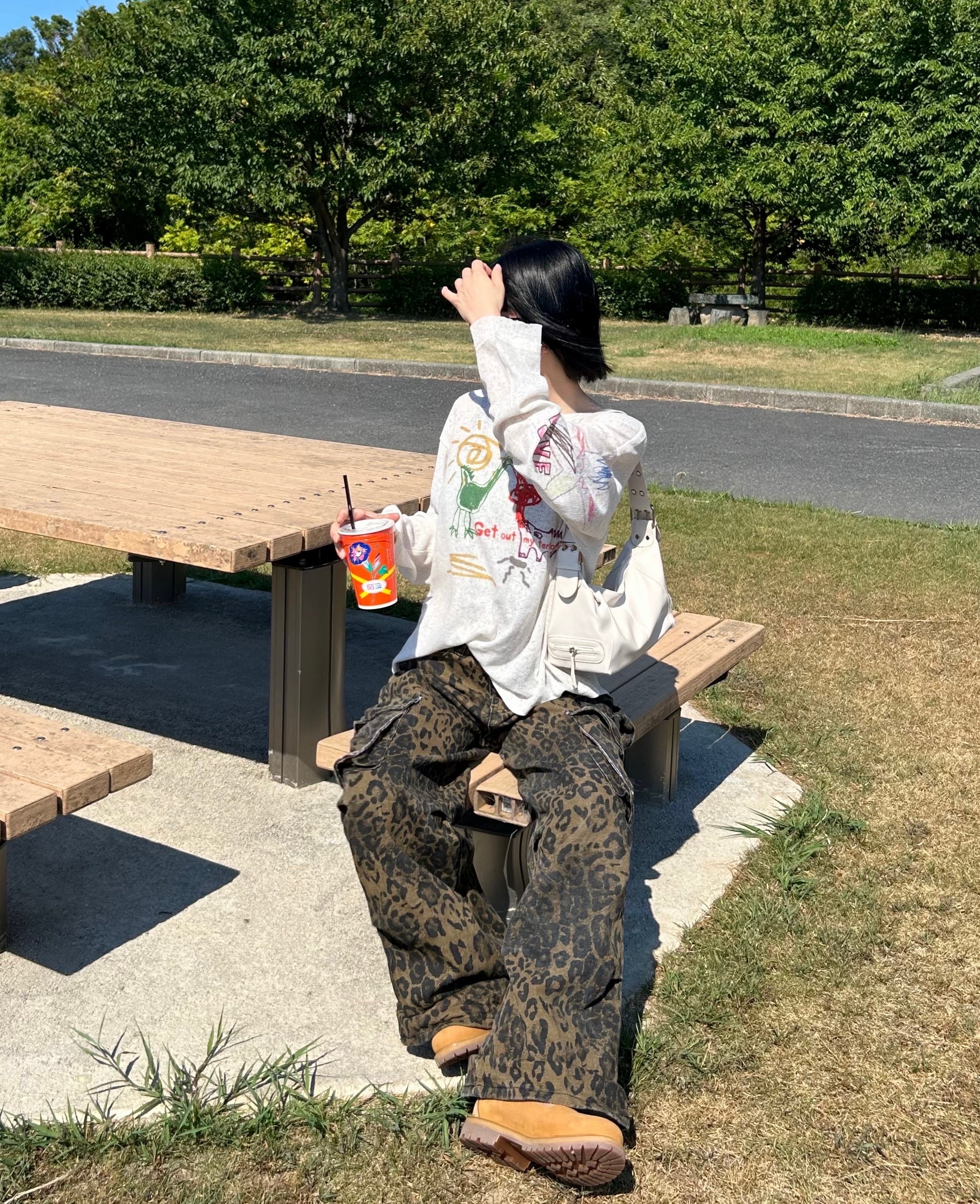 アートワーク・エンブロイダリーロンT SZ004