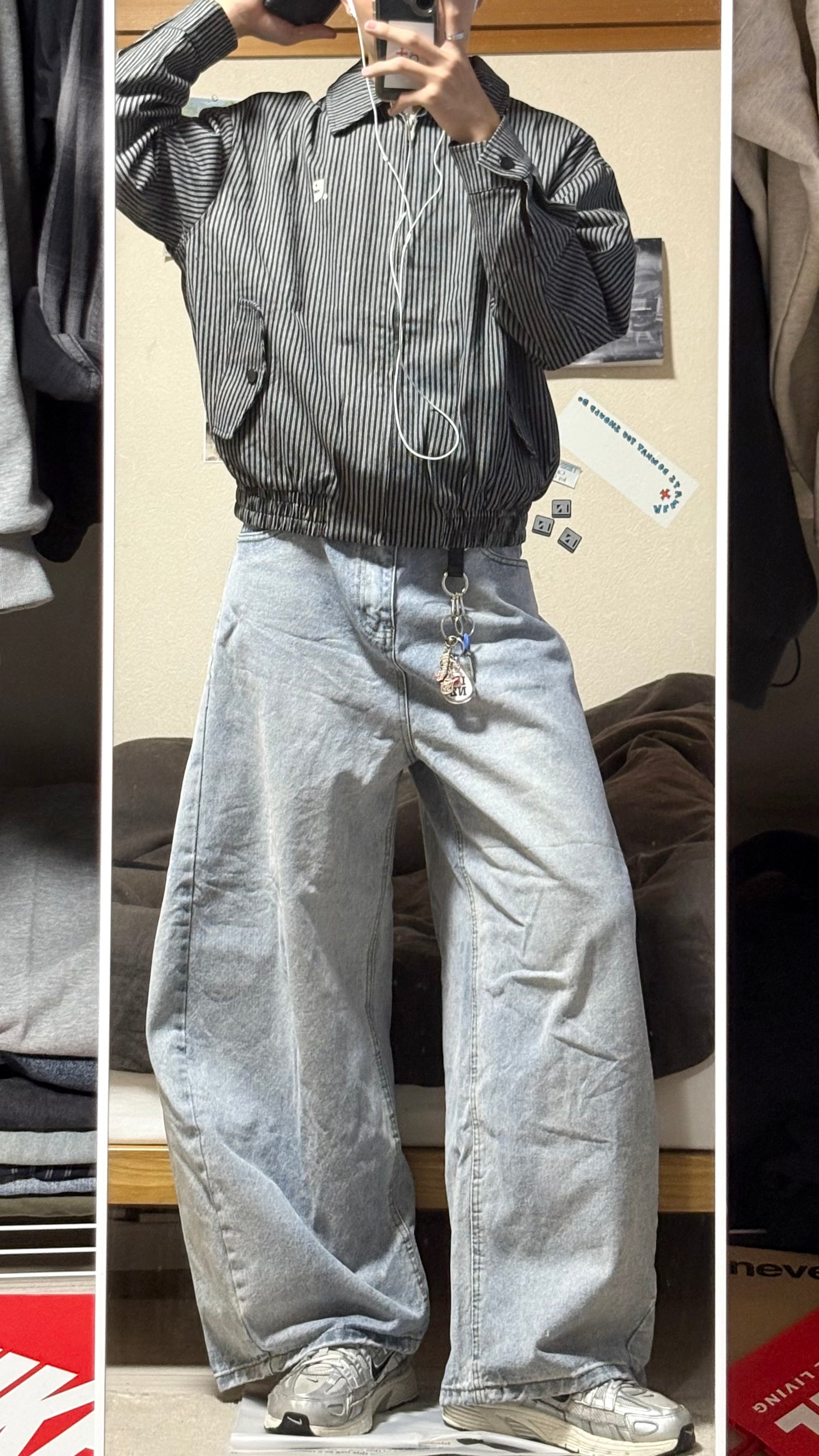 ピンストライプ・クロップド丈ジップアップブルゾン HR006