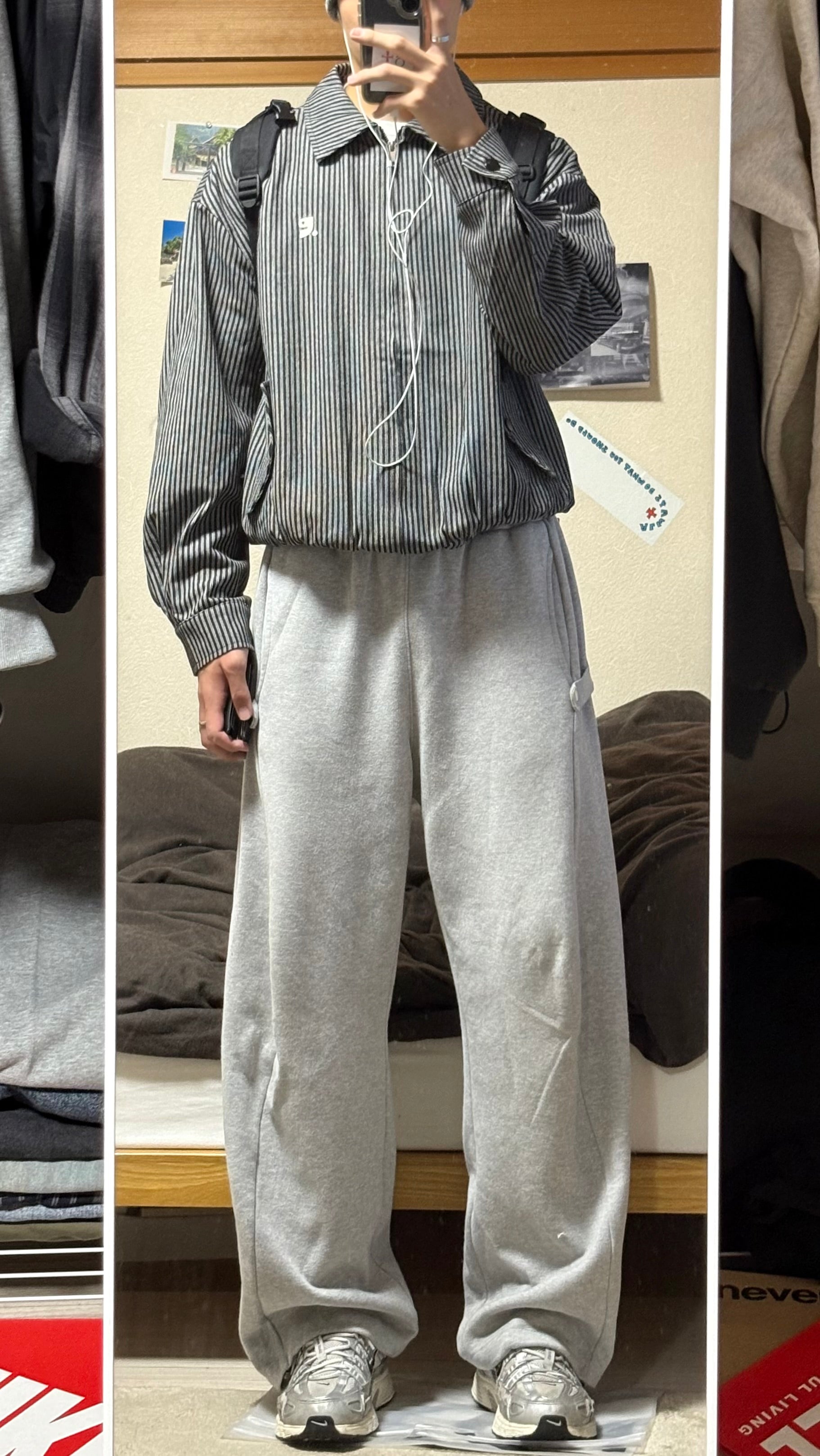 ピンストライプ・クロップド丈ジップアップブルゾン HR006