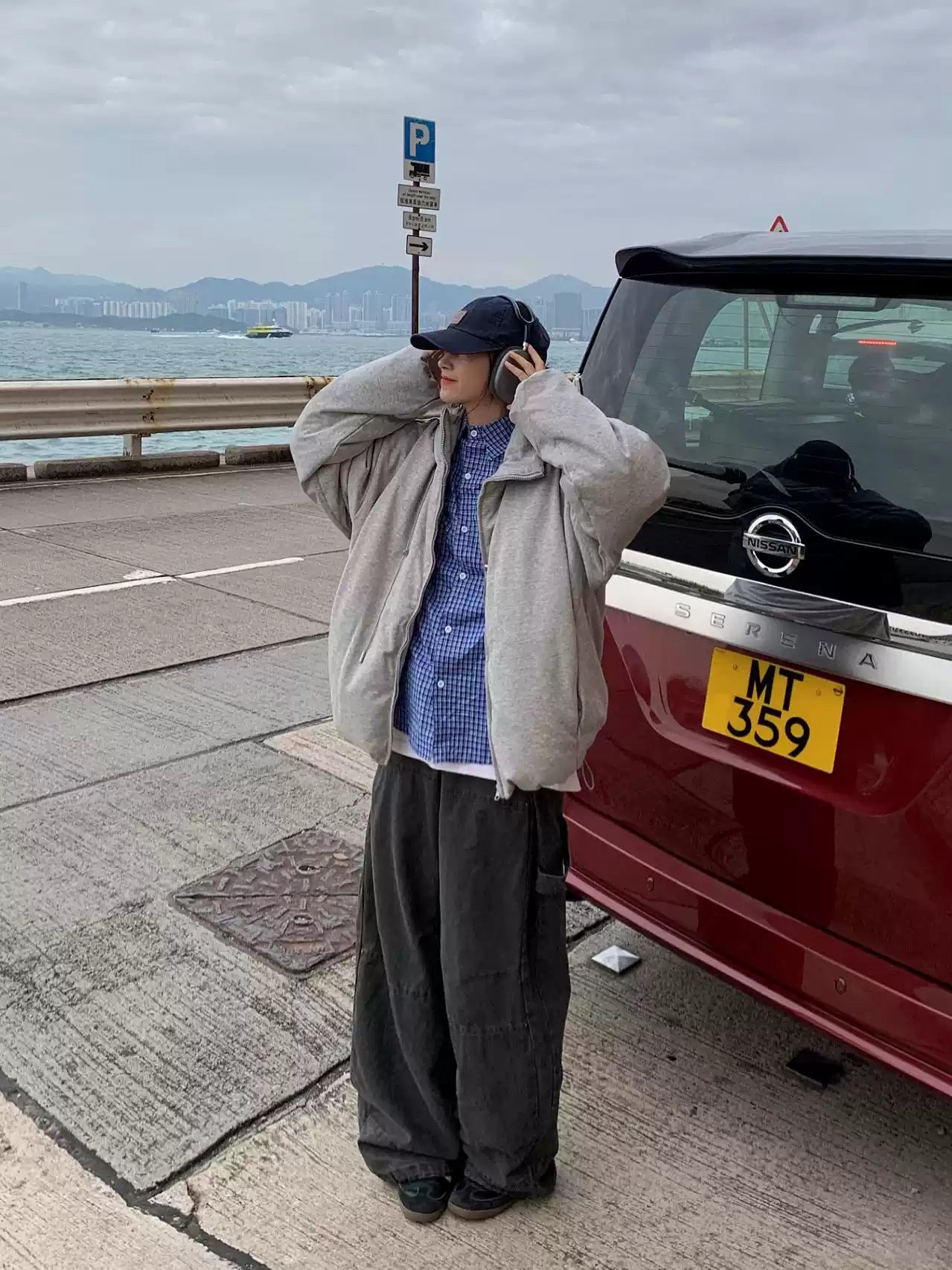 フード付きダウンジャケット N282