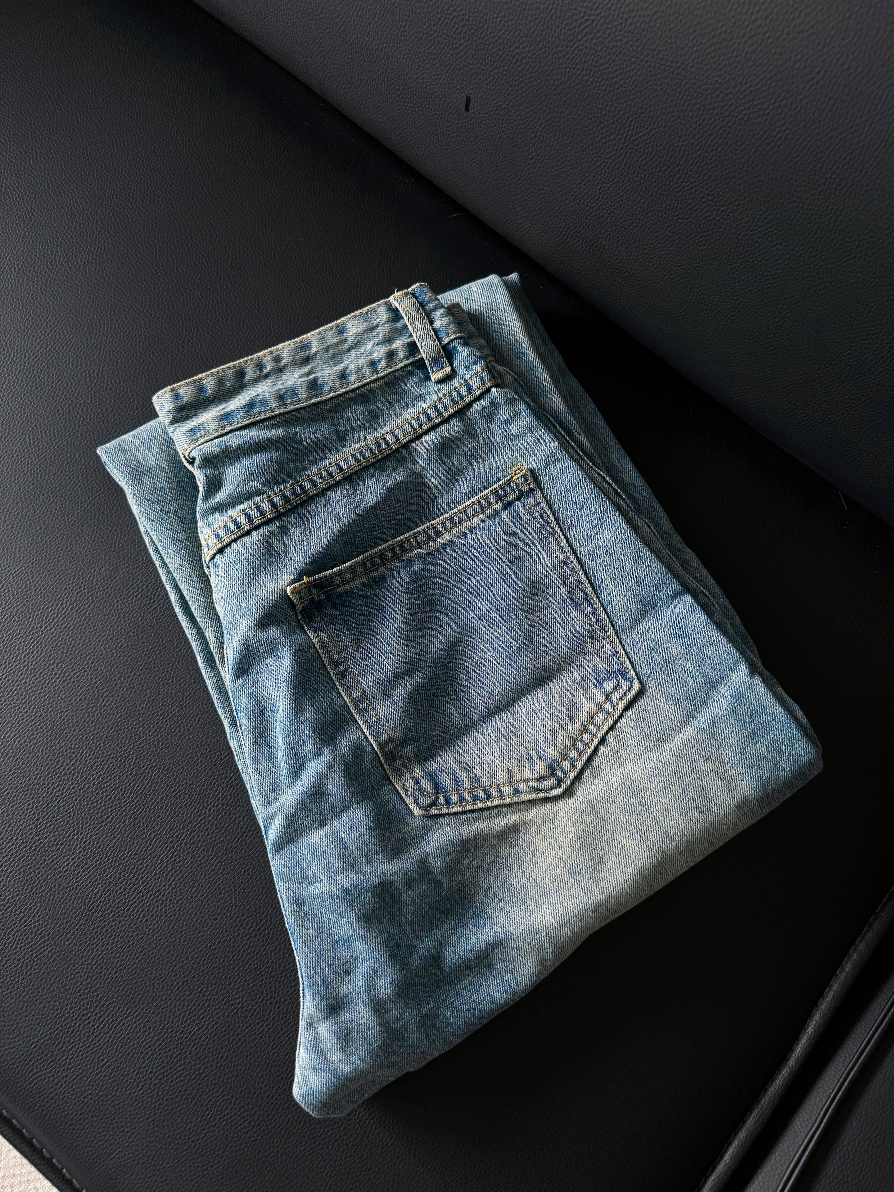 ウォッシュドポケットデザインジーンズ N74