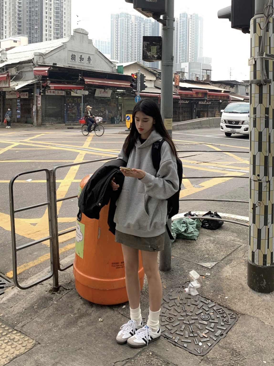 オーバーサイズカンガルーポケットフーディー N98