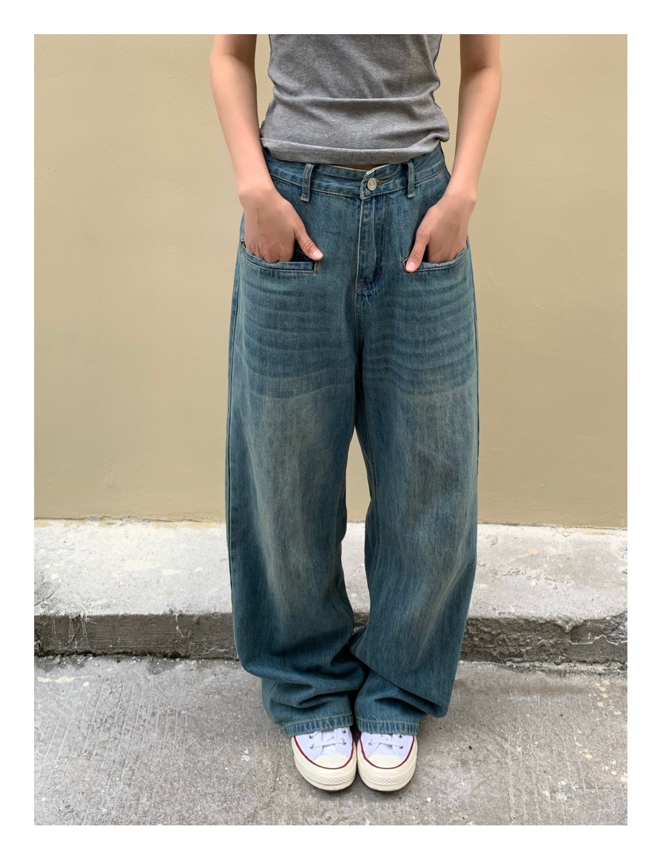 ウォッシュドポケットデザインジーンズ N74