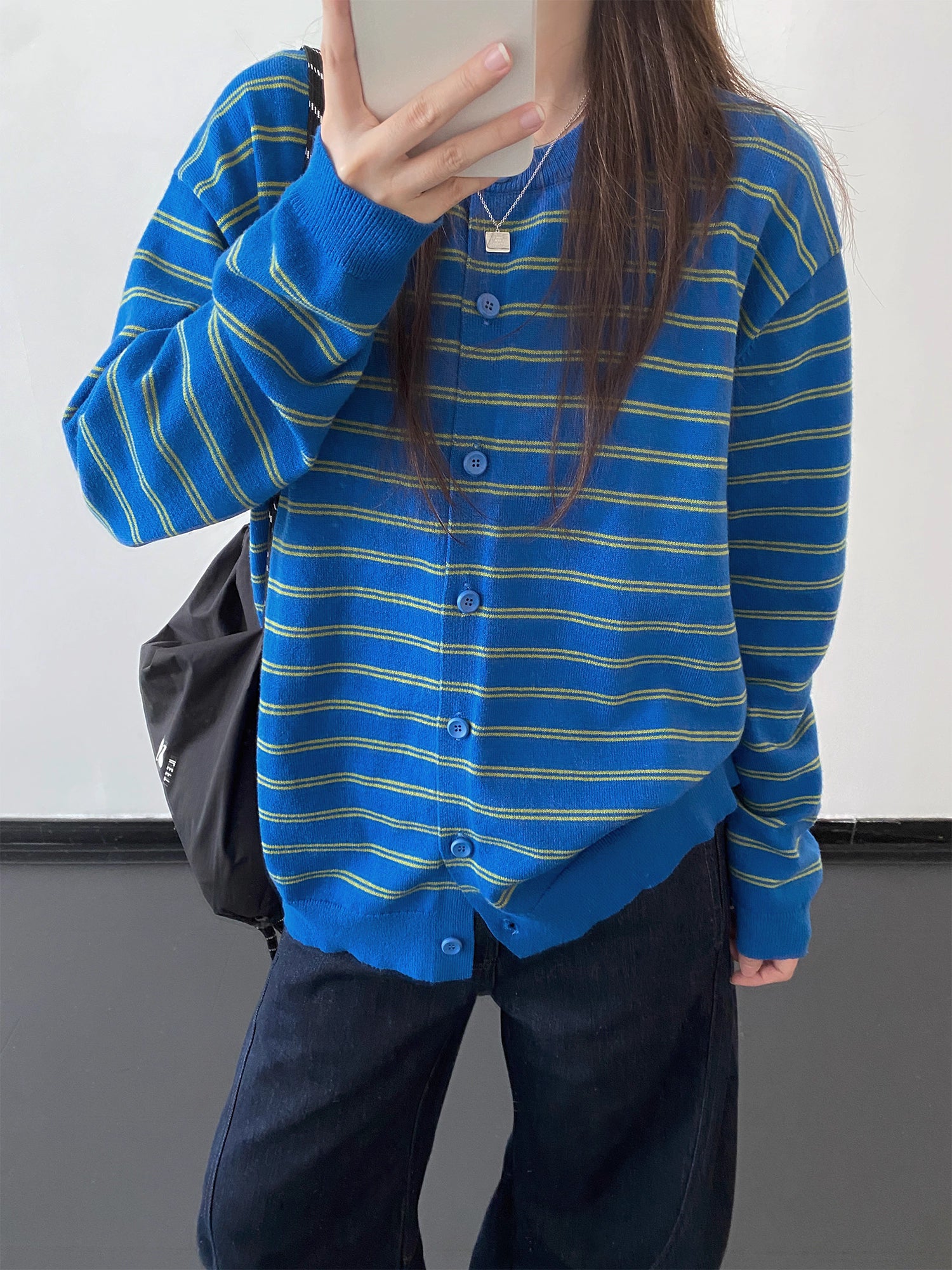ボーダー柄ライトニットカーディガン N815