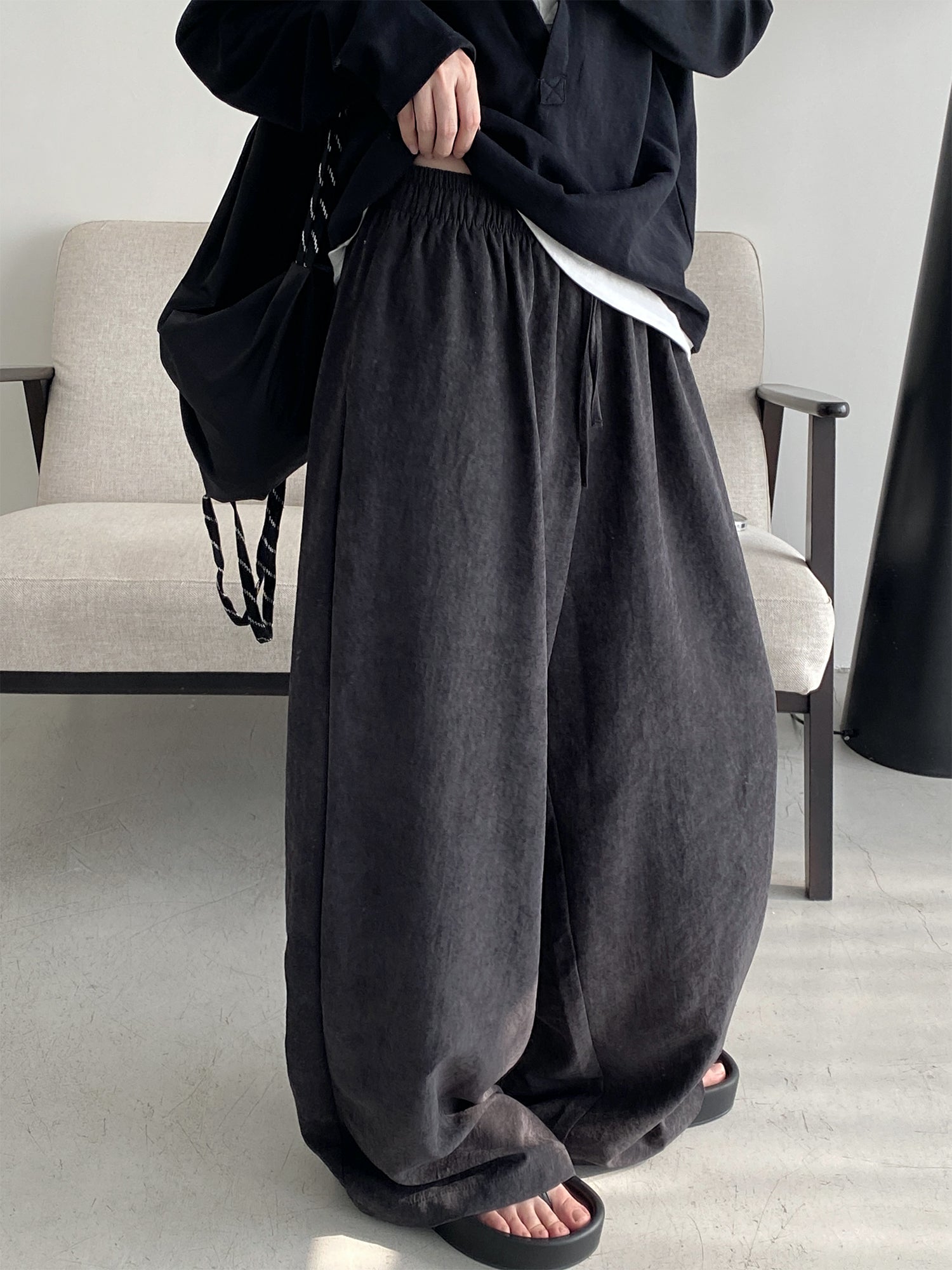 N605ルーズリラックスパンツ N605
