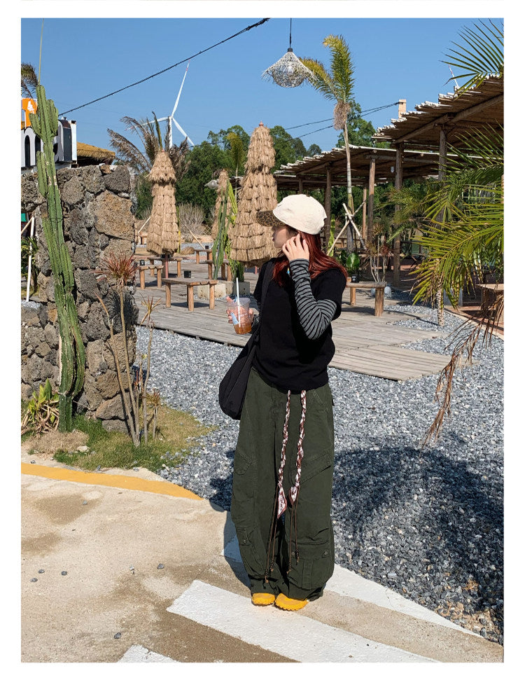 ブラックストラップ付きワイドカーゴパンツ N1359