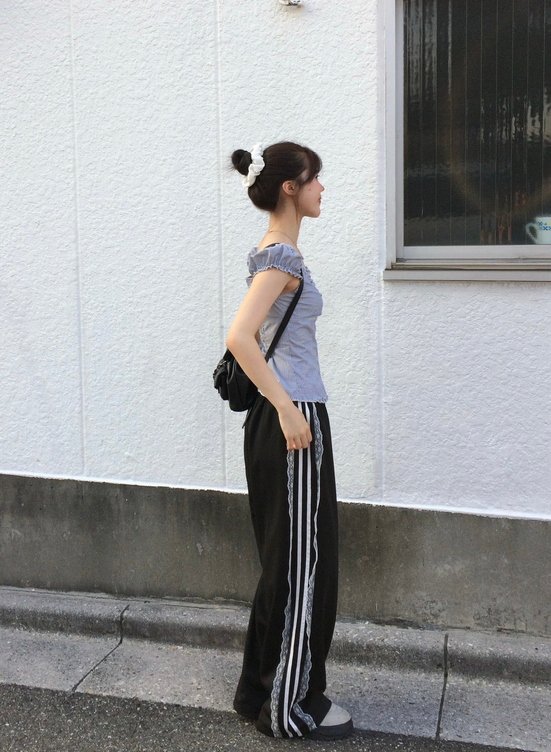 サイドレースライン・ワイドフィットトラックパンツ BC001