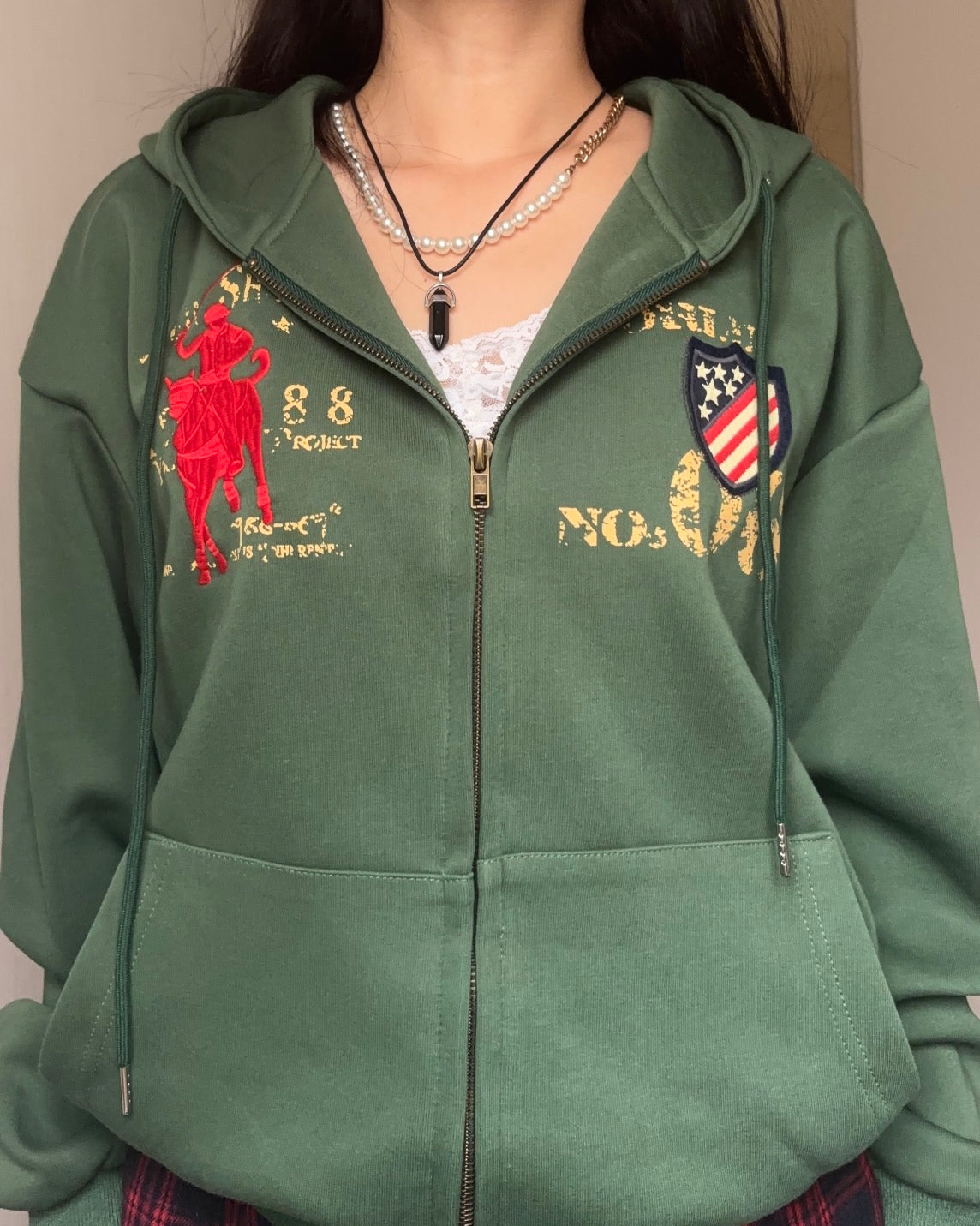 ヴィンテージライク・エンブレム刺繍ジップアップフーディー PC004