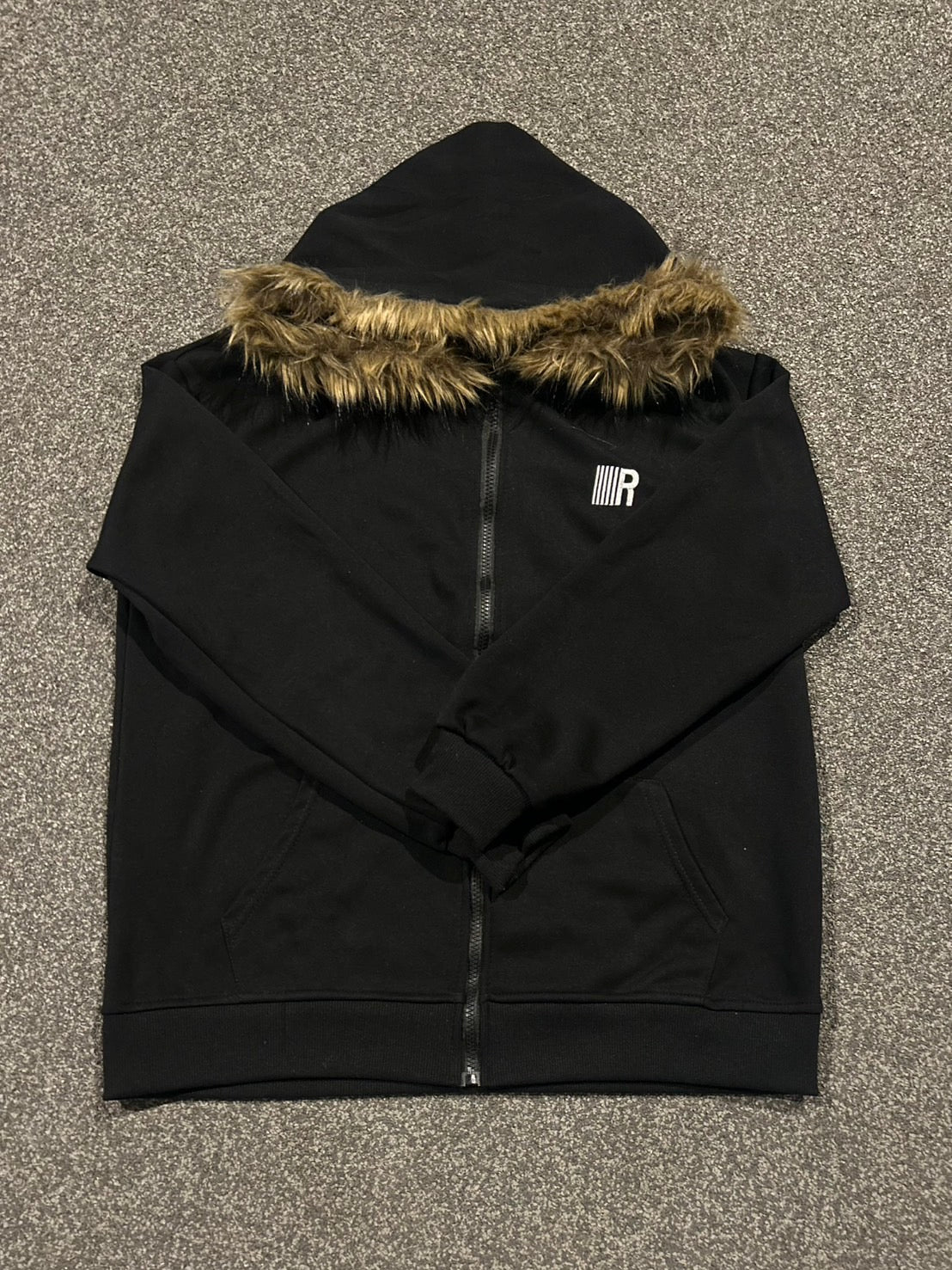 ファー付きオーバーサイズフーディ MI-09