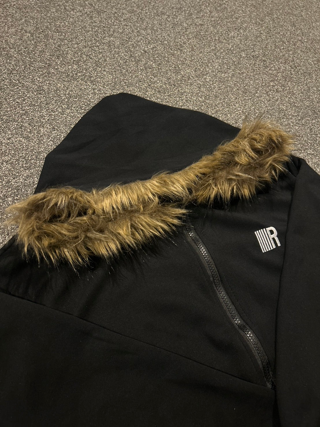 ファー付きオーバーサイズフーディ MI-09