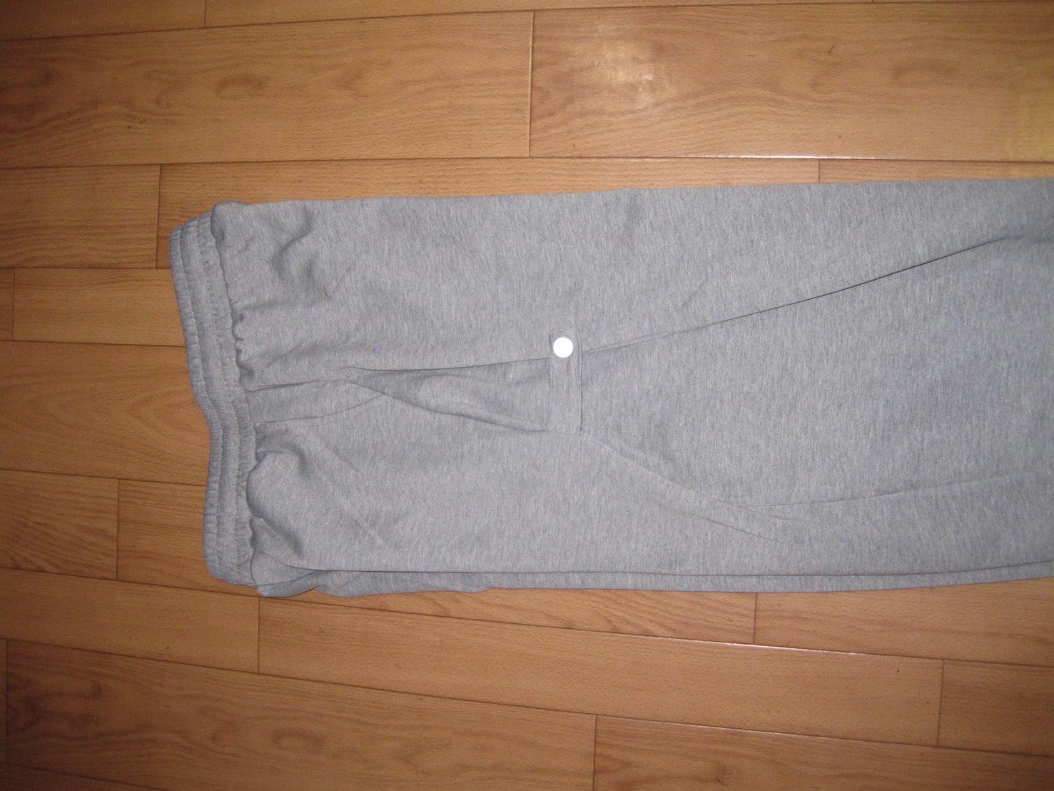 ヘザーグレー・スーパーワイドフィットスウェットパンツ WG002