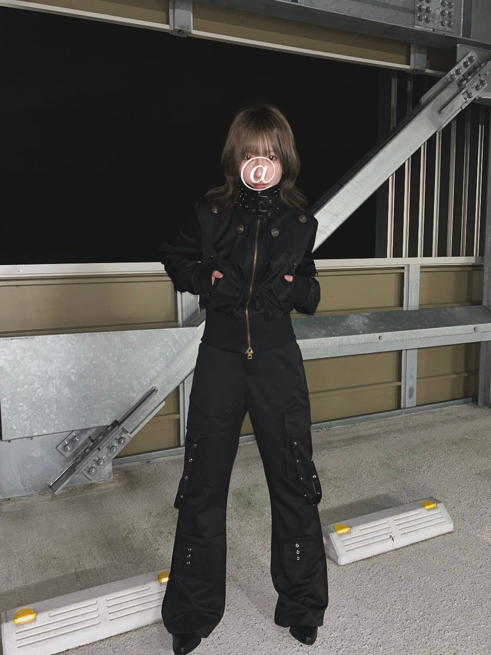 ベルトストラップフレアカーゴパンツ LLS005