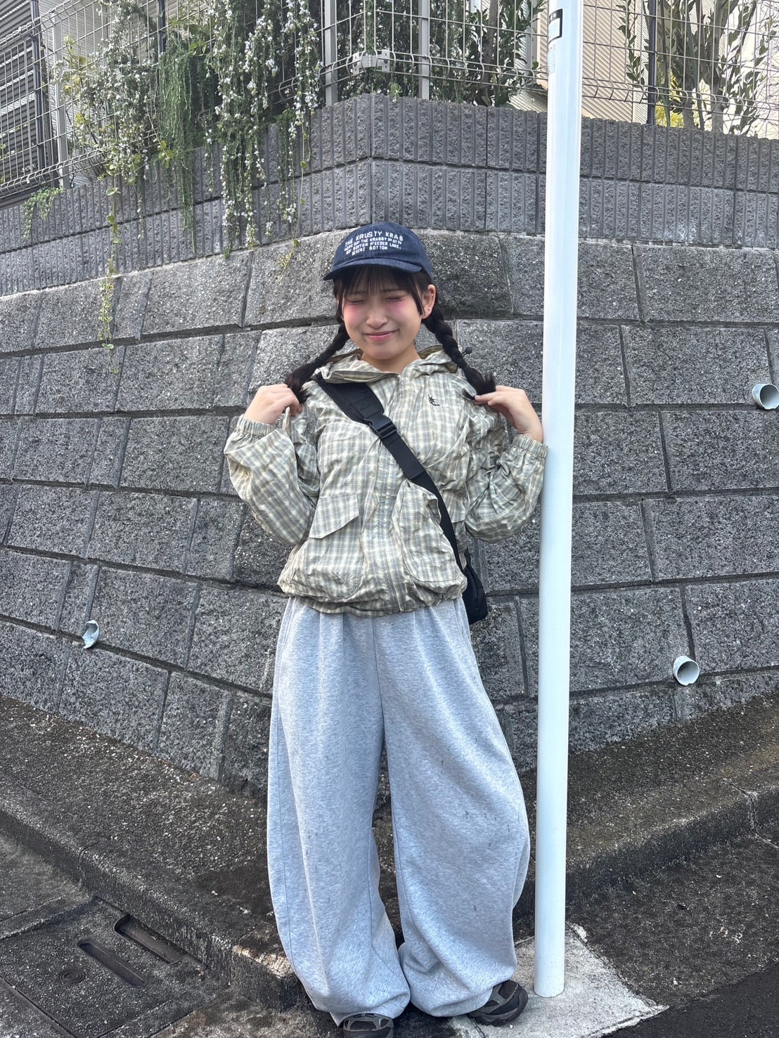 ドローコード付きナイロンチェックアノラック PC006