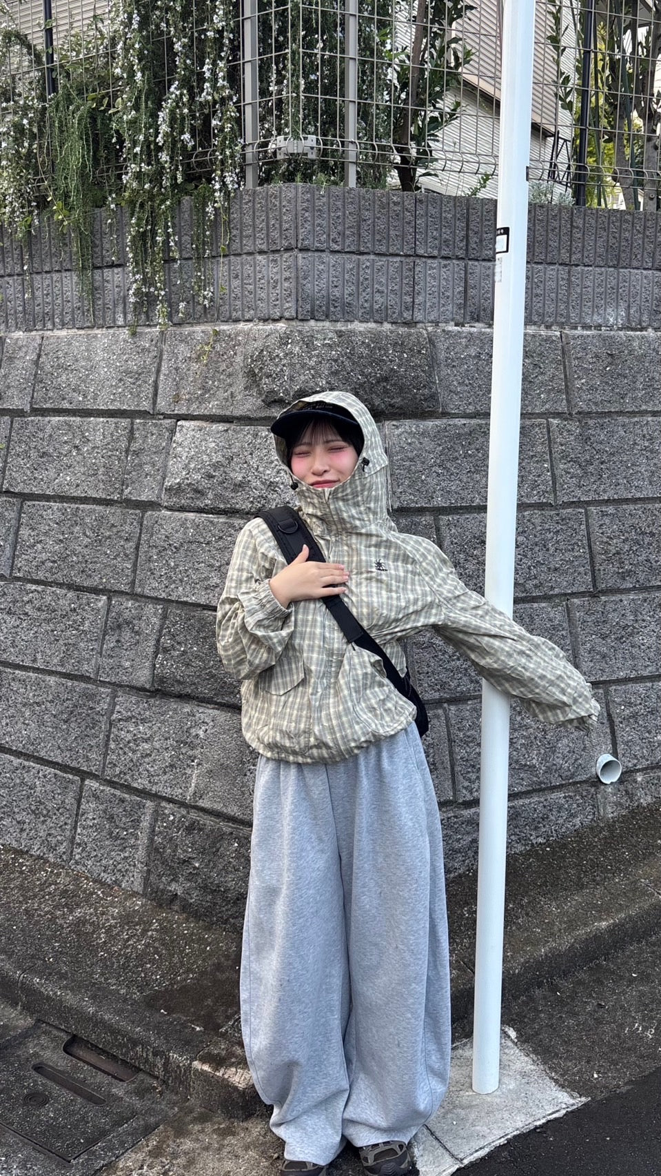 ドローコード付きナイロンチェックアノラック PC006