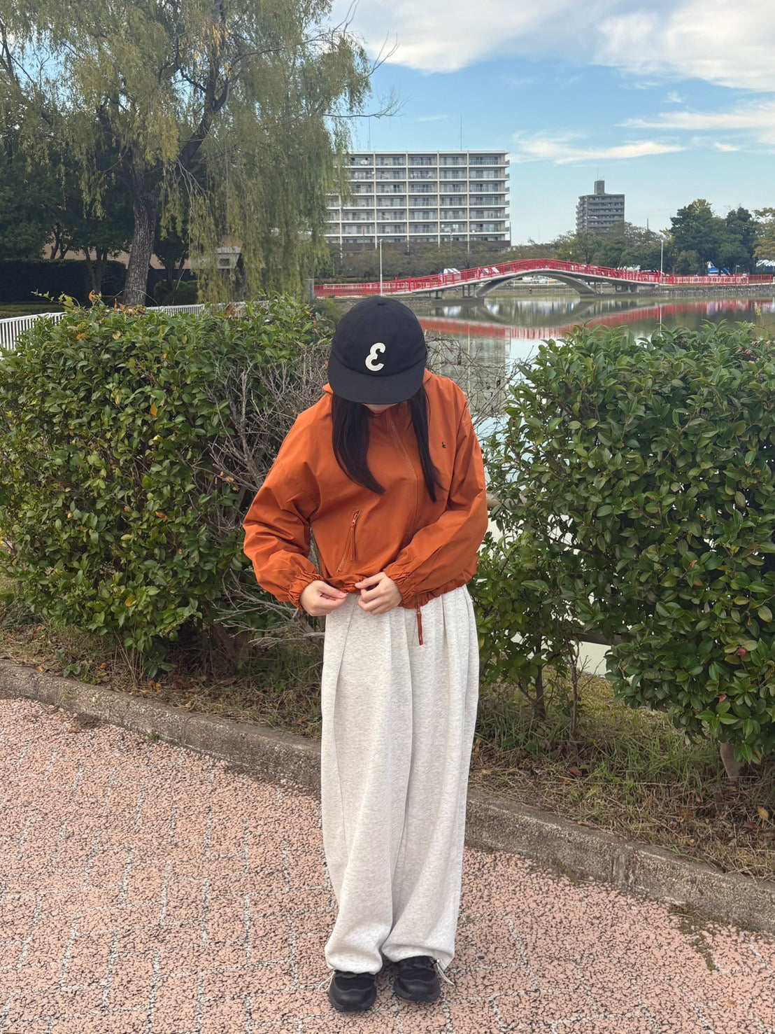 ドローコード付きマウンテンパーカー SYA001