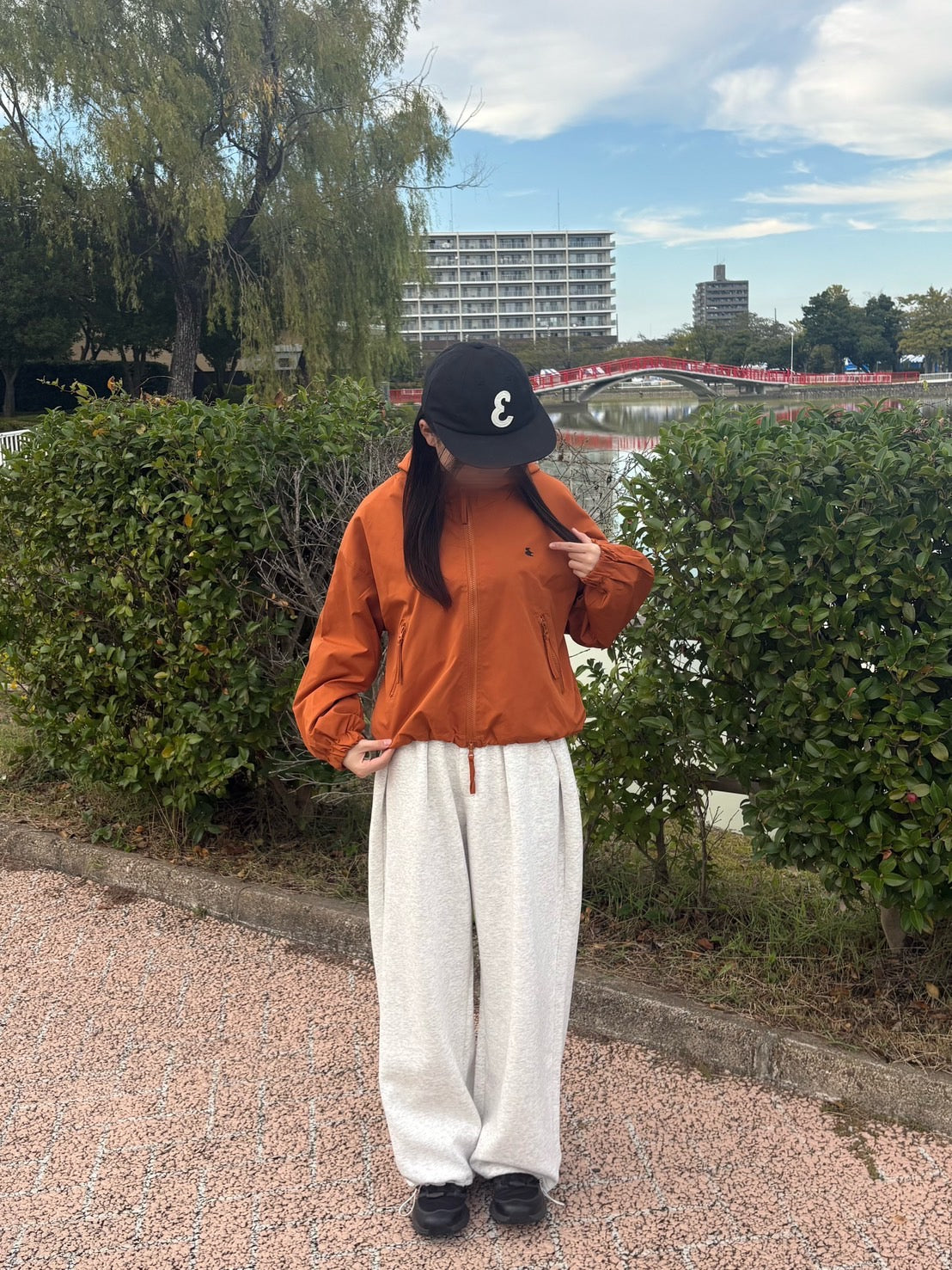 ドローコード付きマウンテンパーカー SYA001